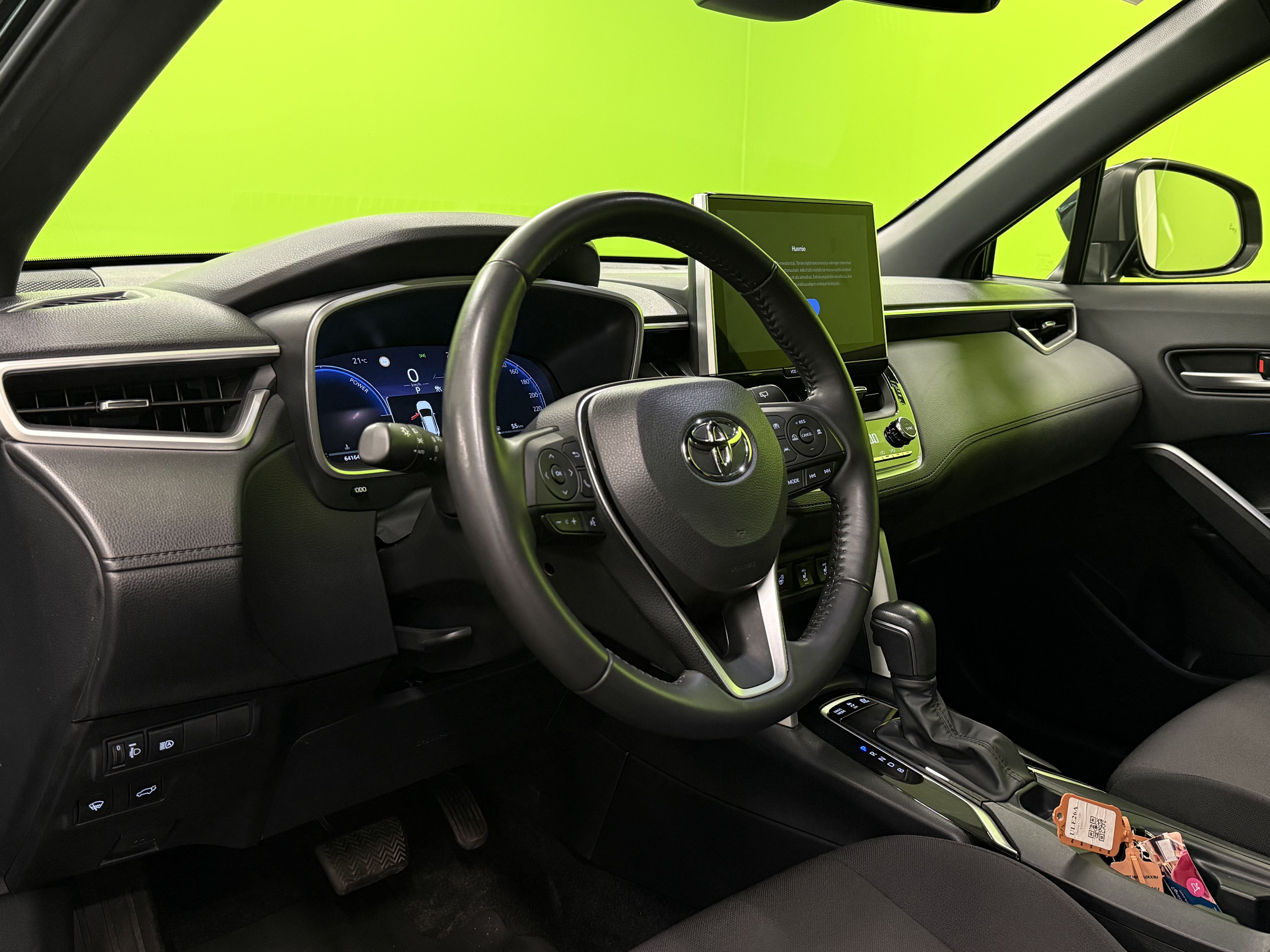Toyota Corolla Cross 2023, photo 7/29