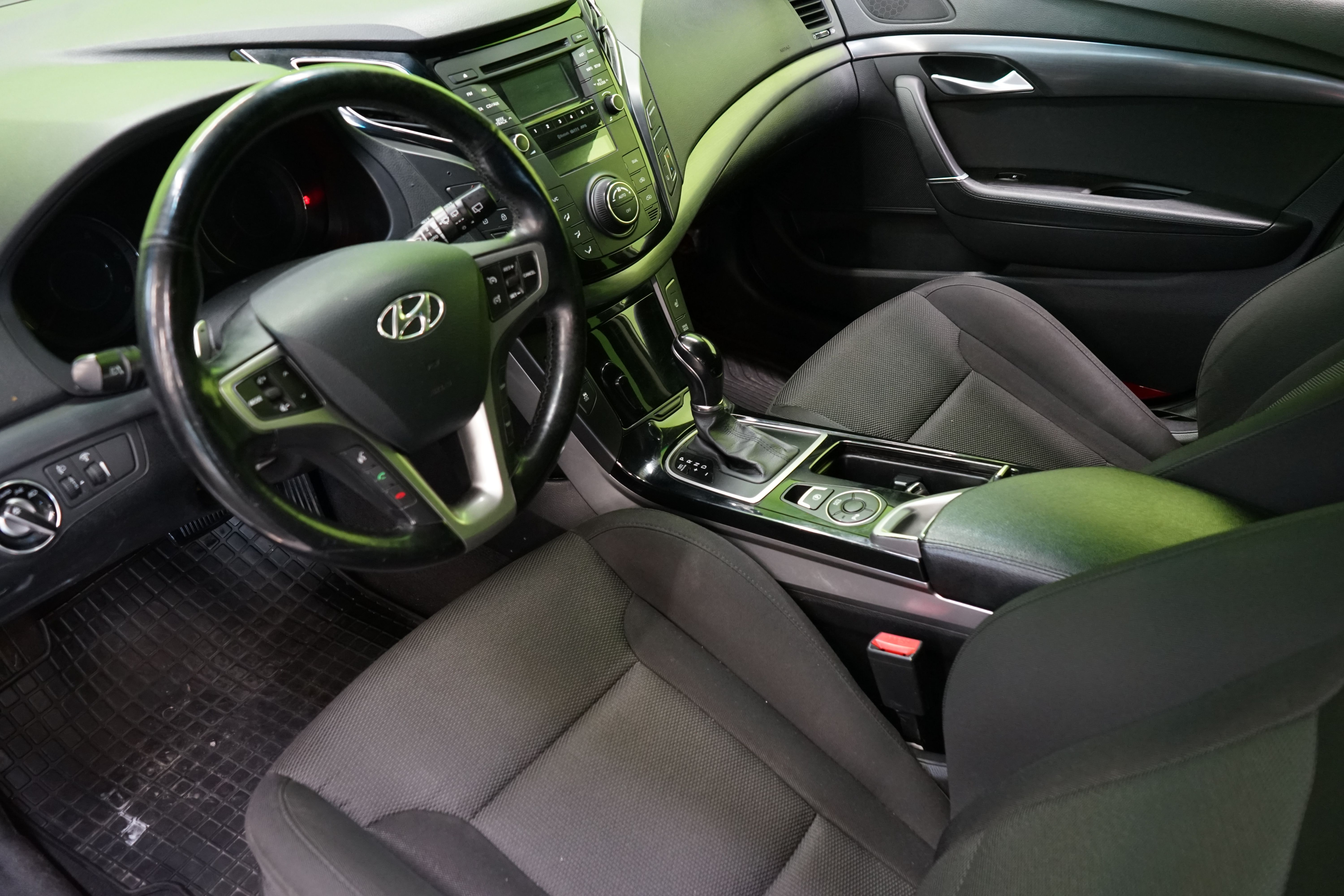 Hyundai i40 2015, kuva 6/19