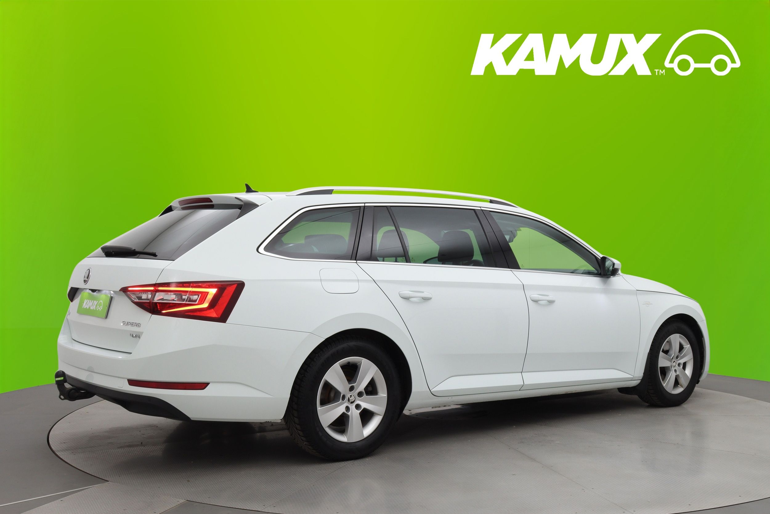 Skoda Superb Combi 2.0 TDI L&K 4x4 2018, kuva 2/36