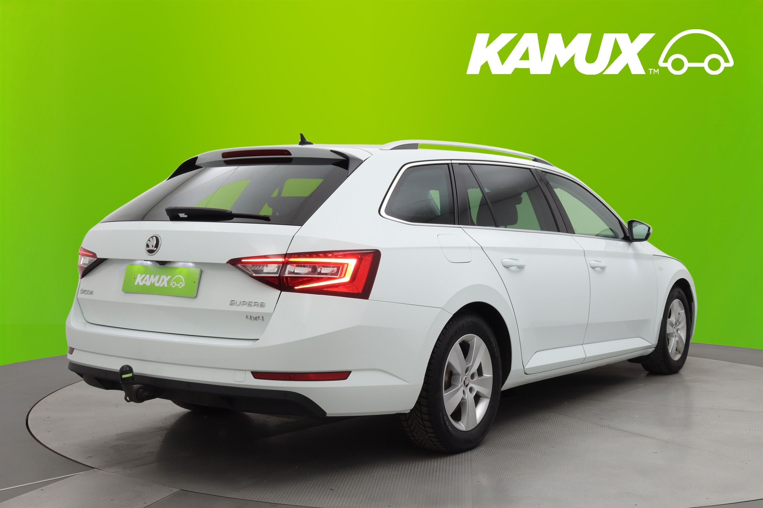 Skoda Superb Combi 2.0 TDI L&K 4x4 2018, kuva 3/36