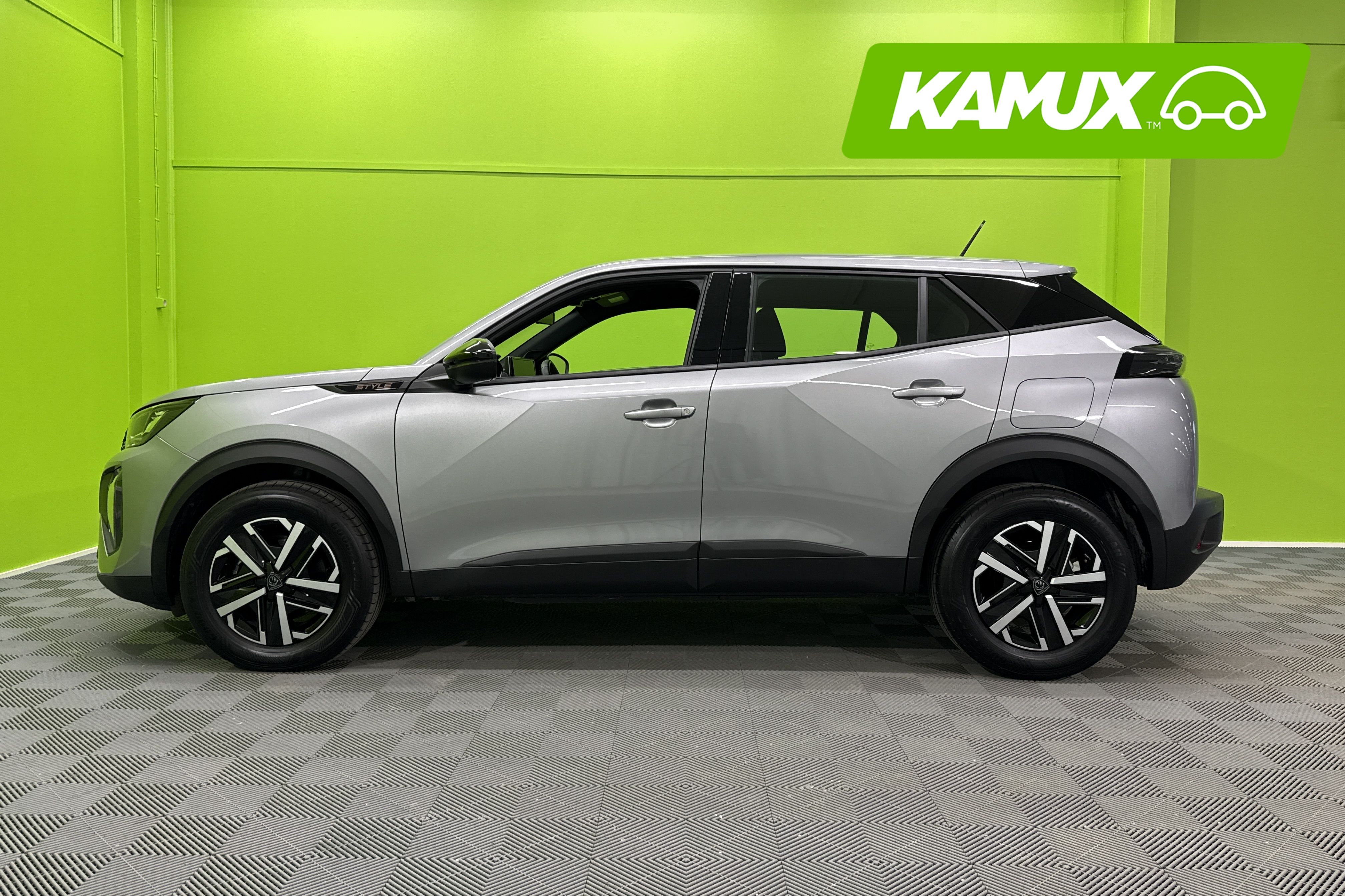 Peugeot 2008 Style Hybrid 145 Automaatti 2025, kuva 3/18