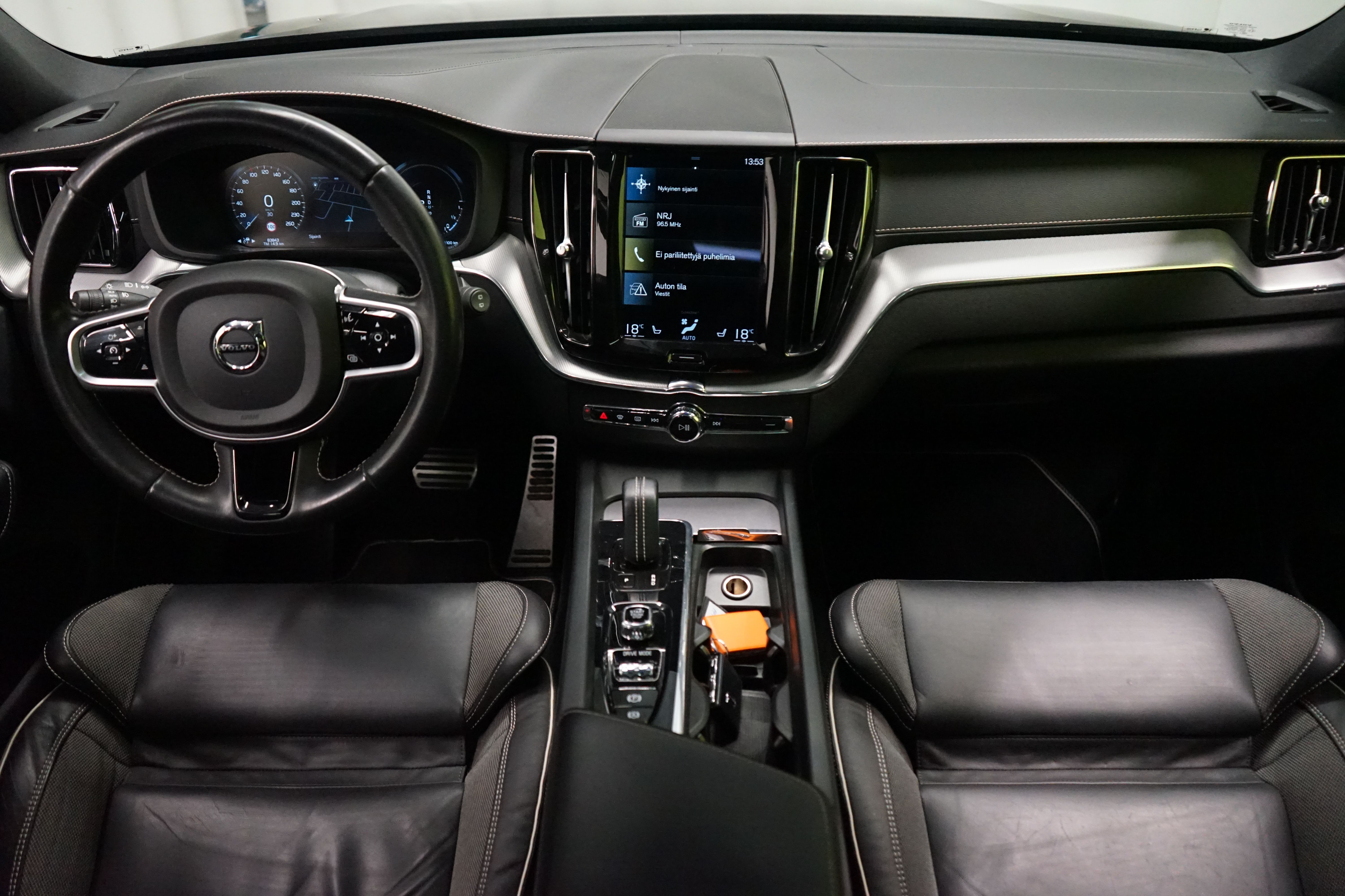 Volvo XC60 T6 TwE AWD Business R-Design 2021, kuva 6/25