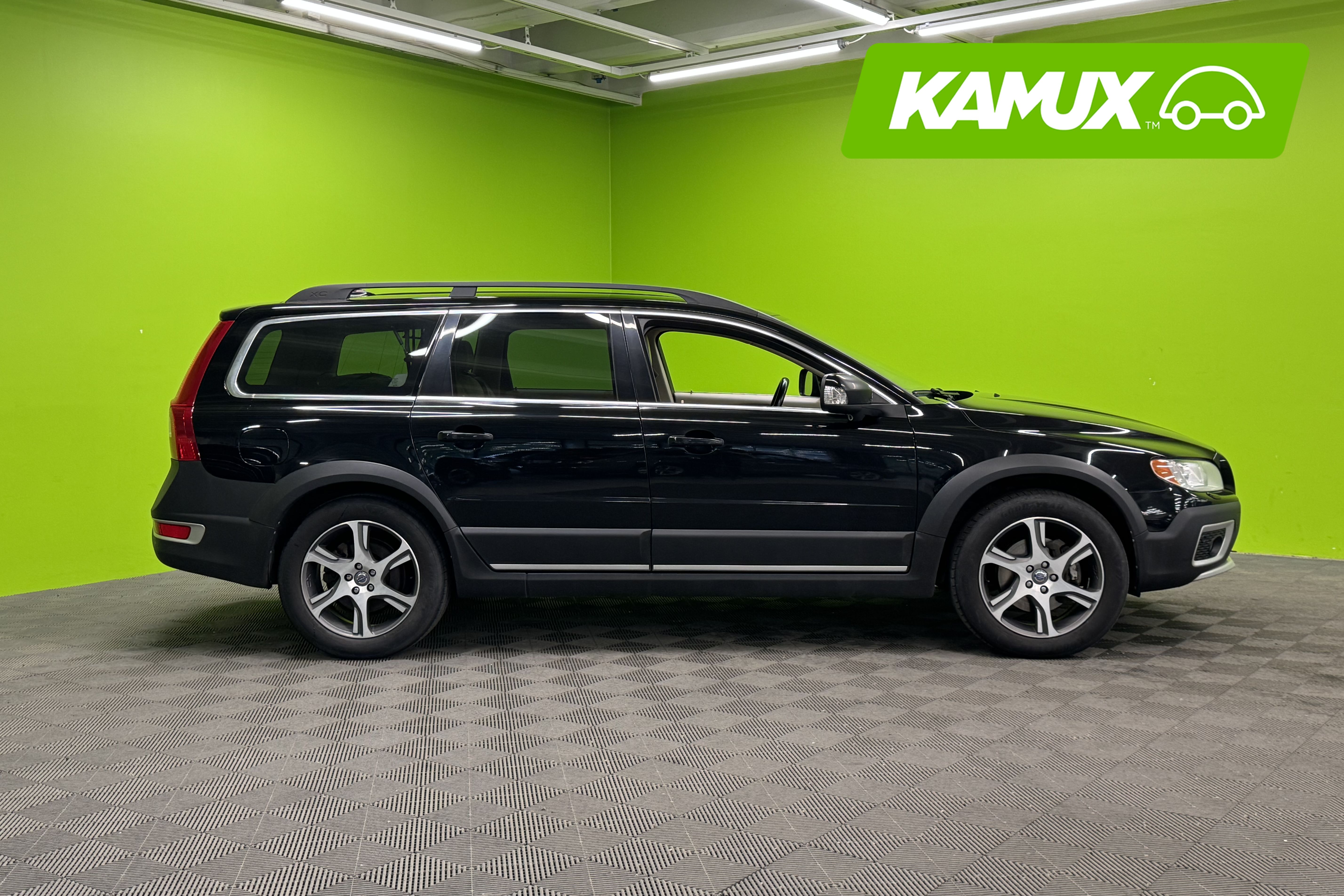 Volvo XC70 D5 AWD Summum aut 2012, kuva 2/30