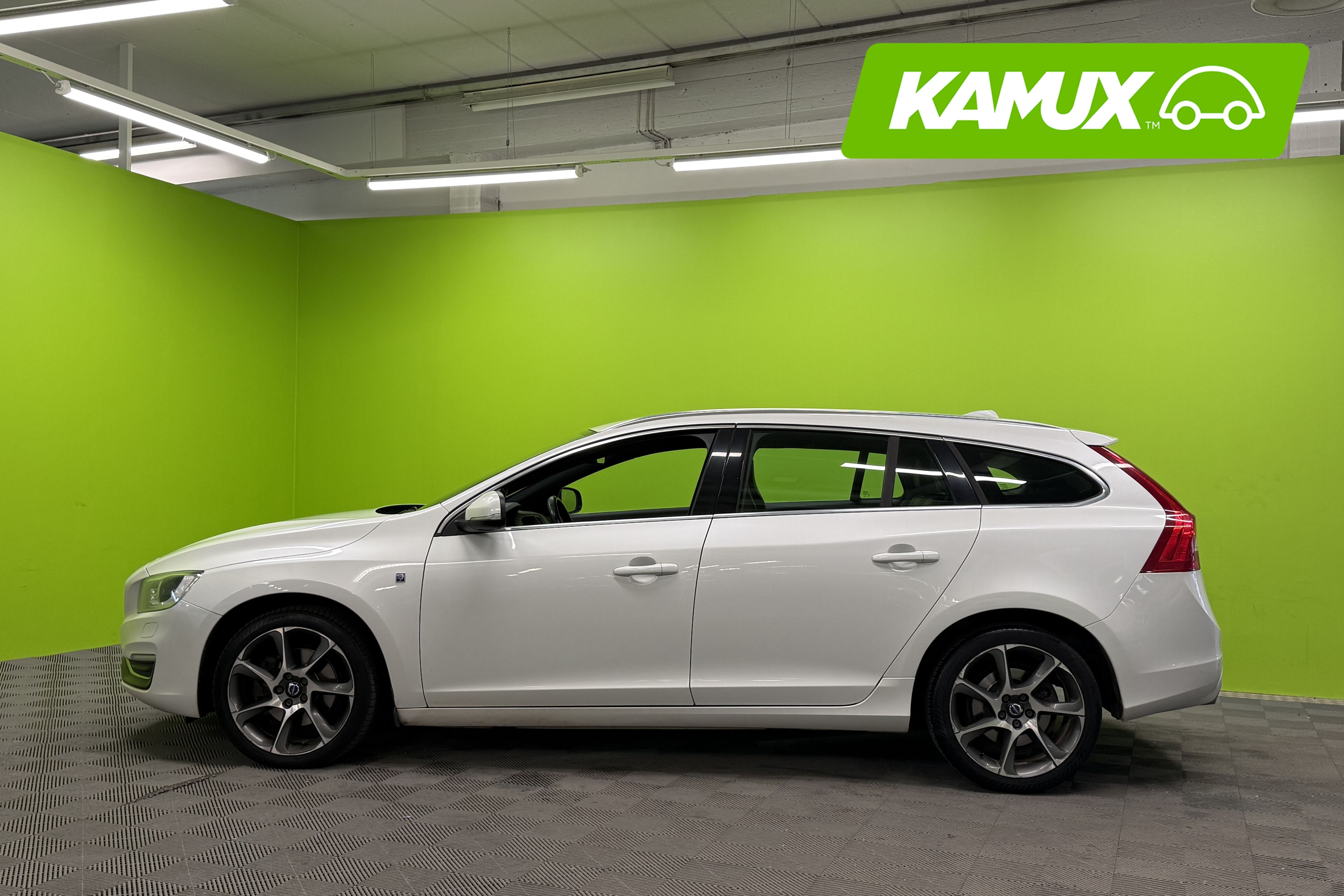 Volvo V60 2015, kuva 5/27