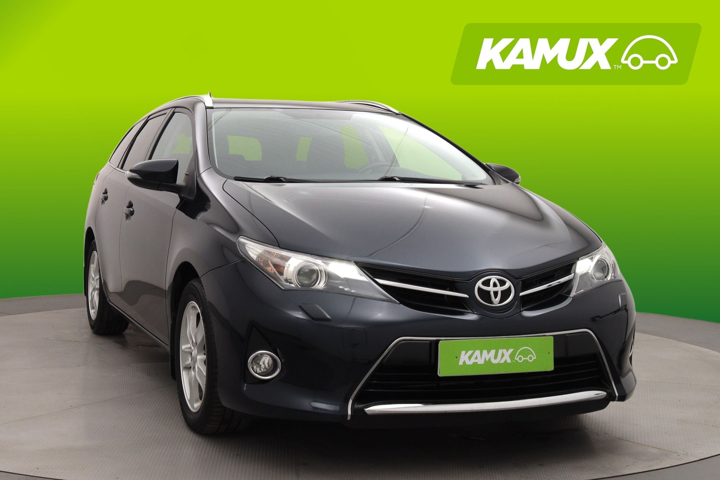 Toyota Auris Auris 1.6 Touring Sports 2014, photo 6/26