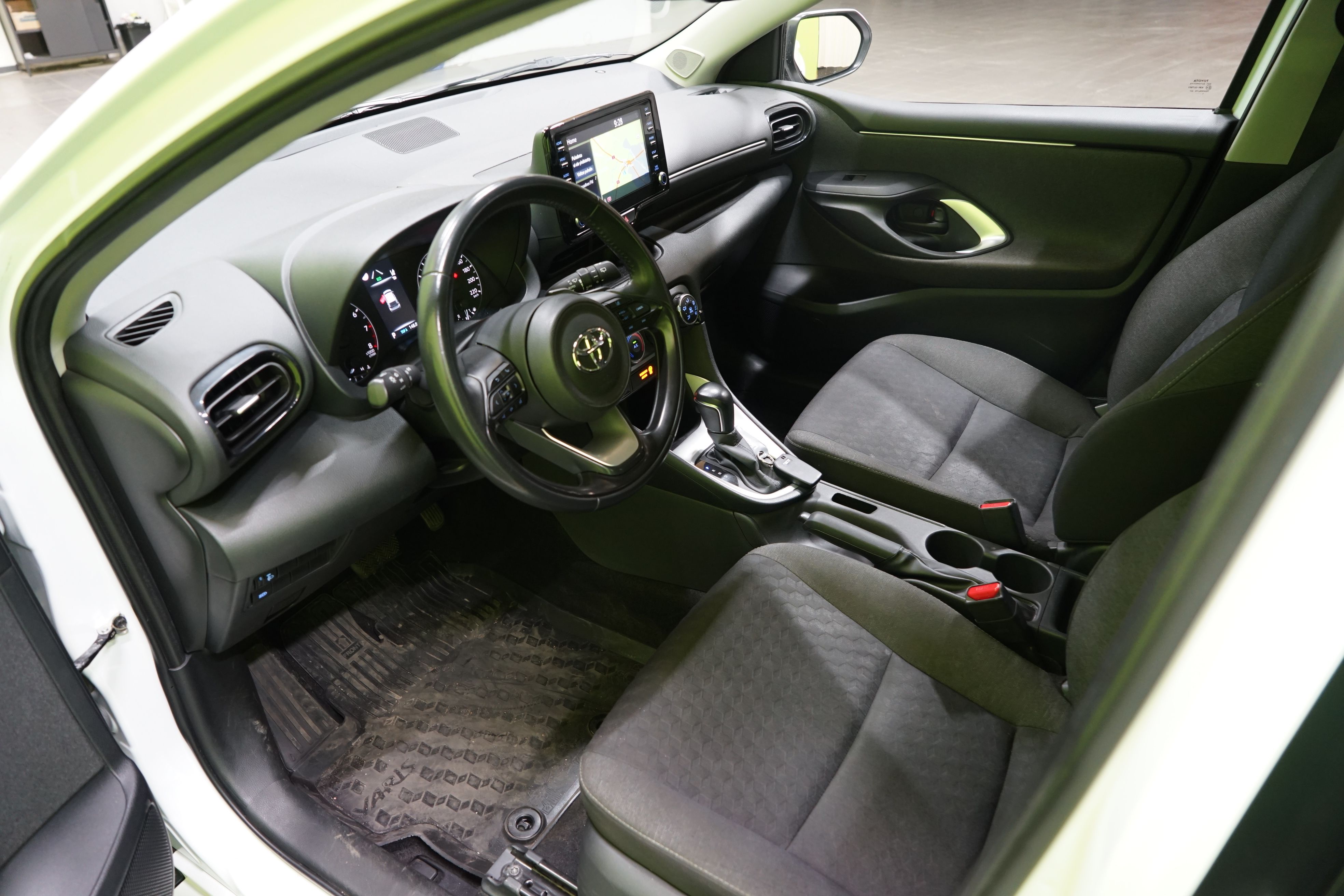 Toyota Yaris 2022, kuva 4/6
