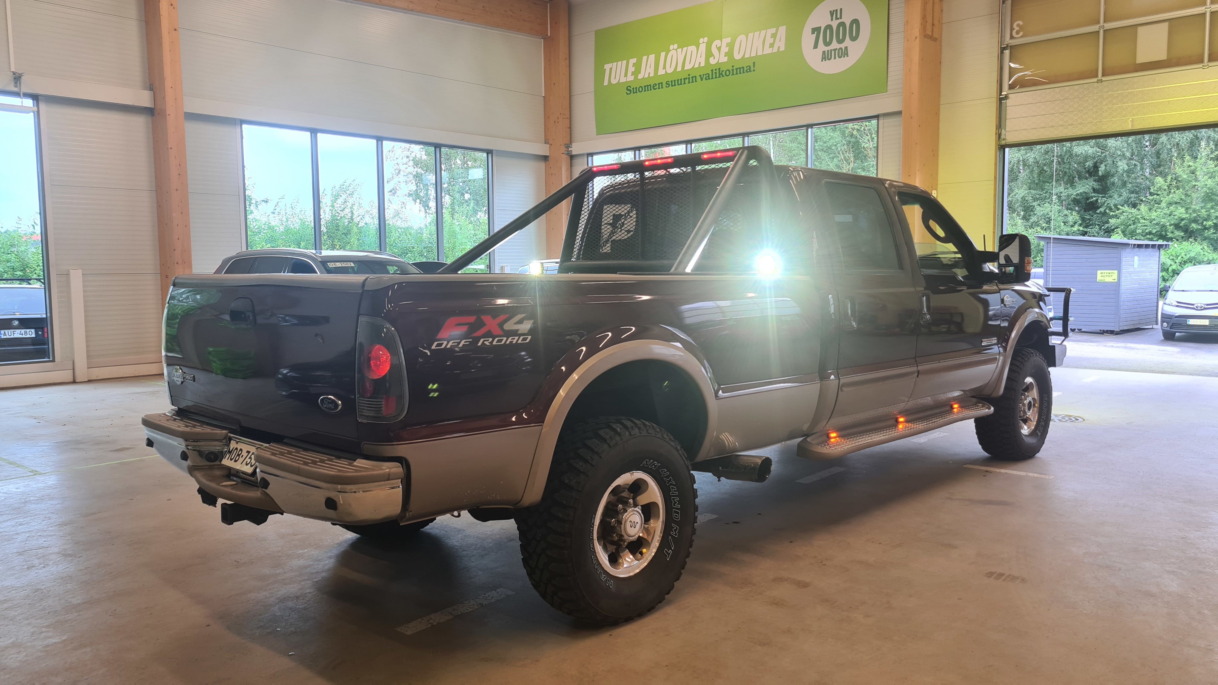 Ford F-350 F-350 6,0L A King Ranch 2004, kuva 2/14