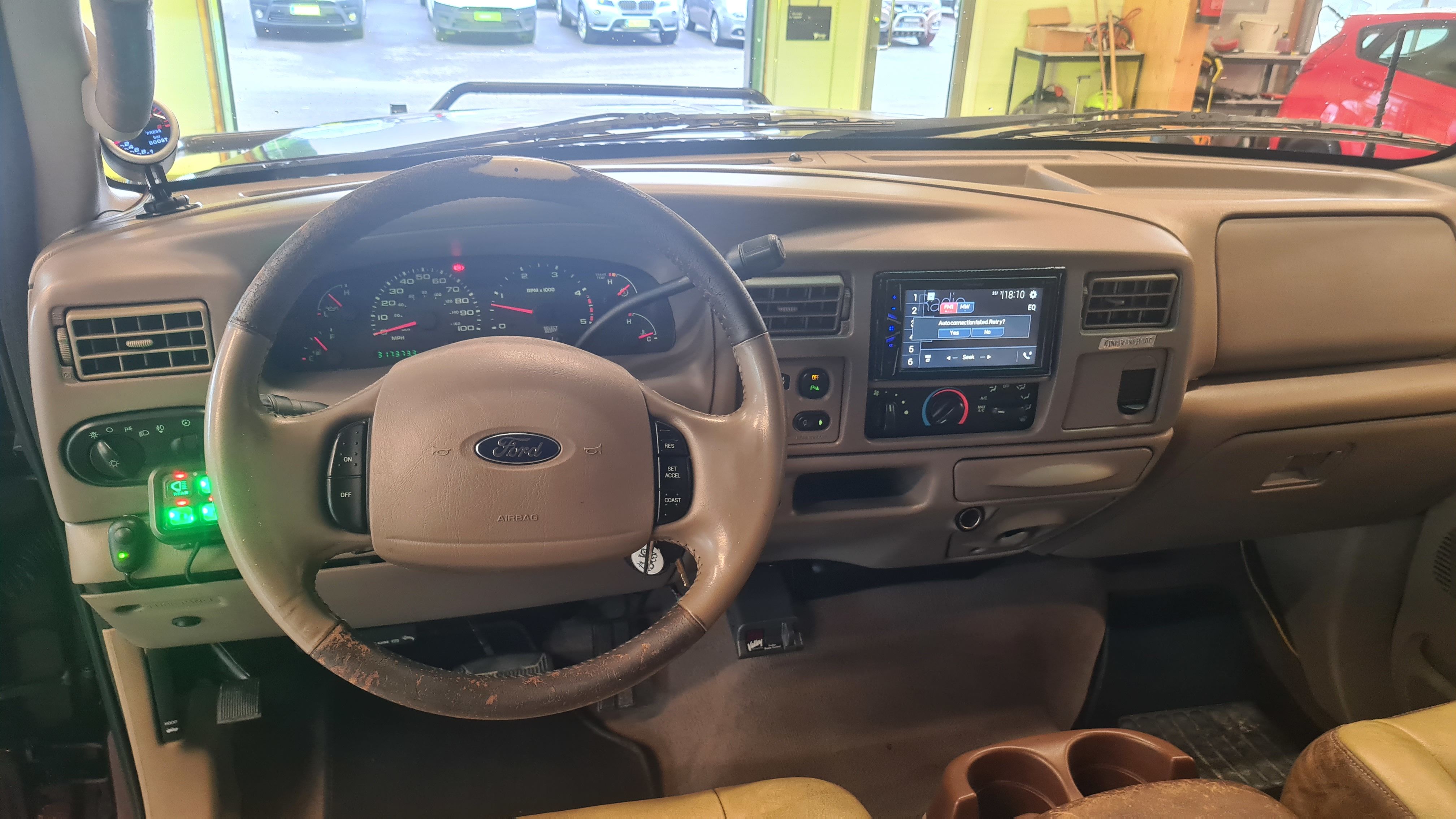 Ford F-350 F-350 6,0L A King Ranch 2004, kuva 6/14