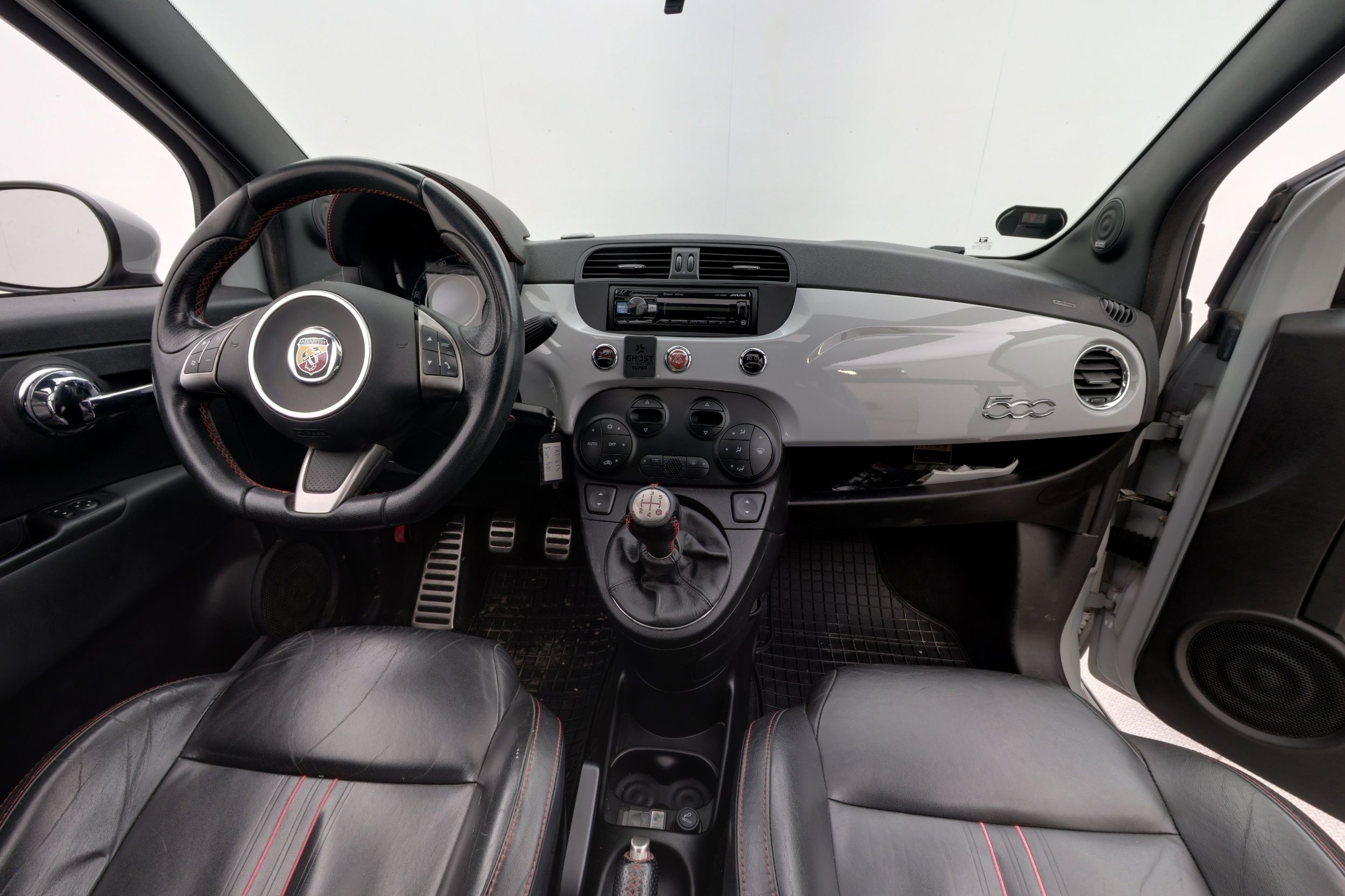 Fiat-Abarth 500 Esseesse 2010, kuva 7/30