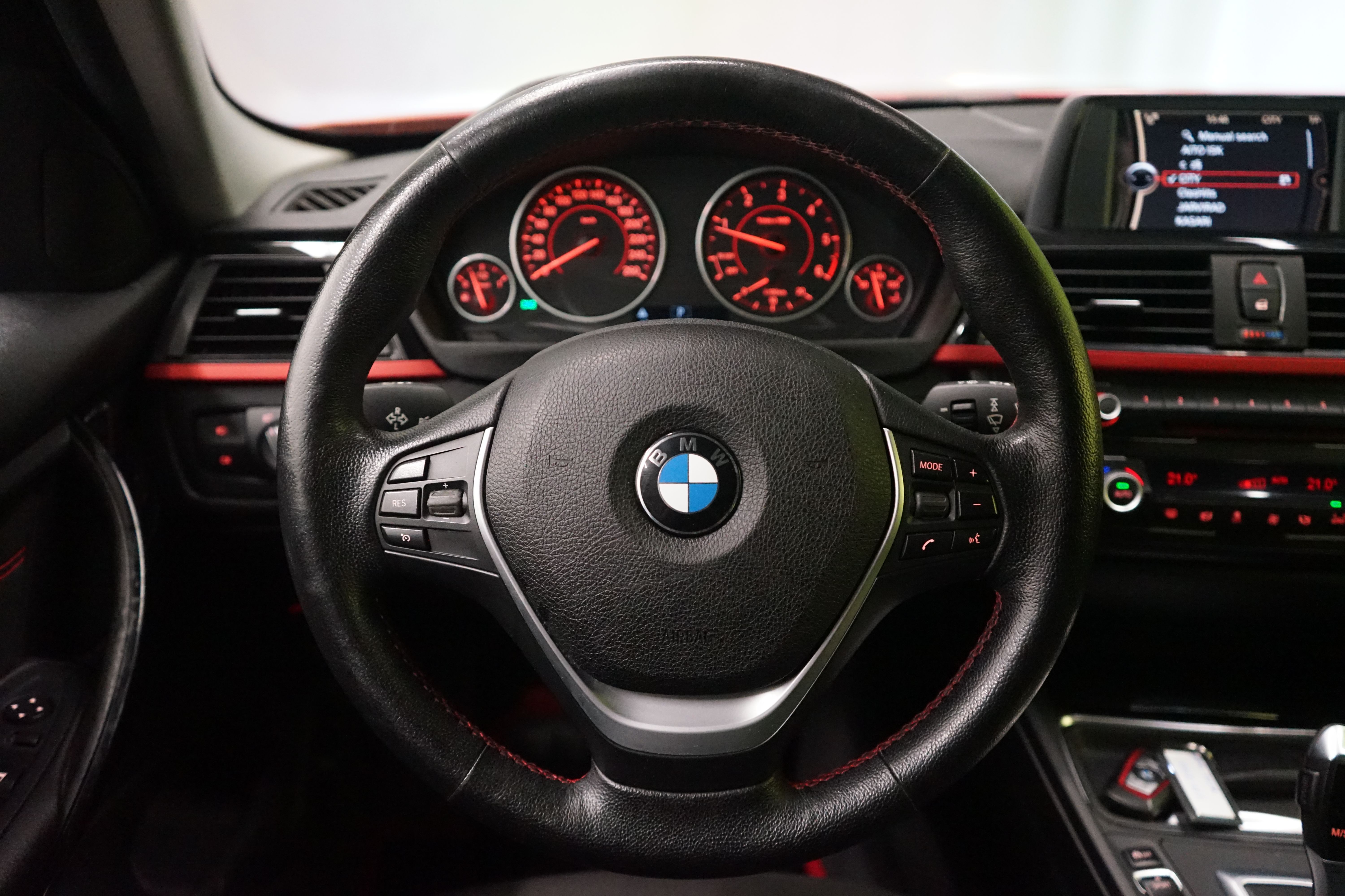 BMW 320 2013, kuva 7/21