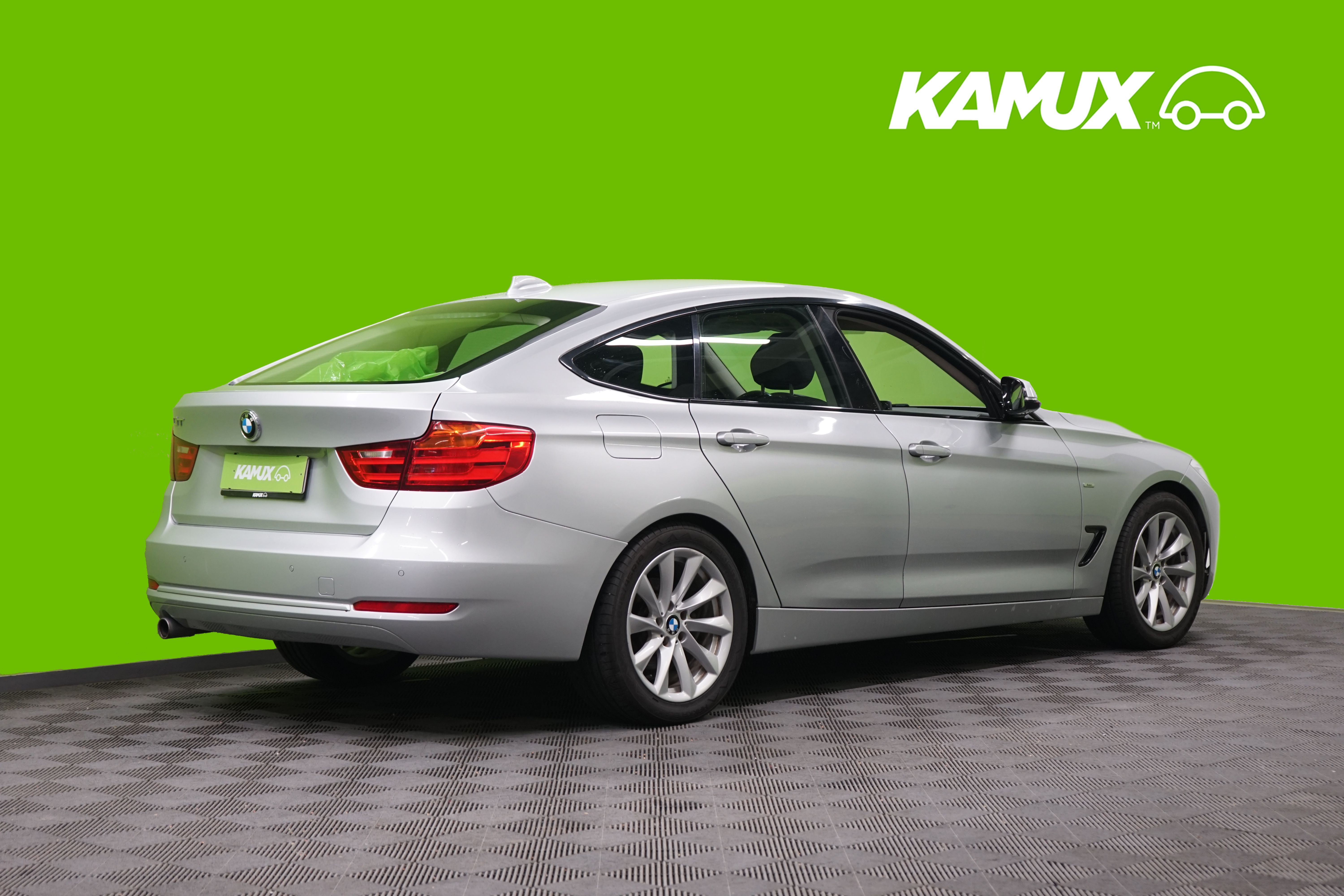 BMW 318 Gran Turismo 2013, kuva 3/20