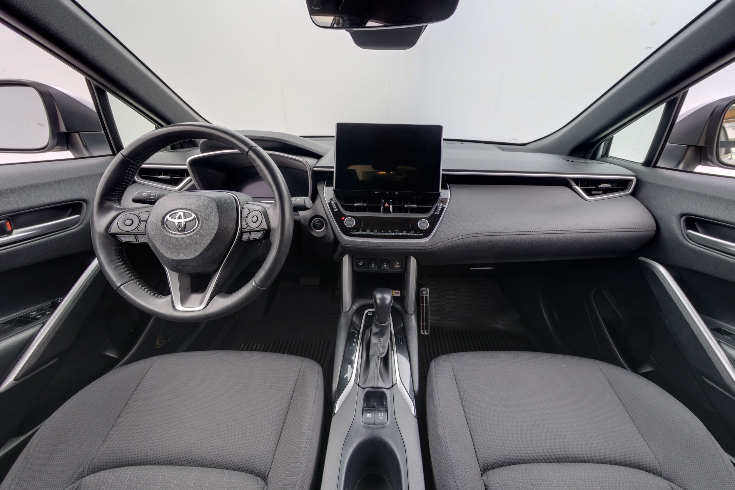 Toyota Corolla Cross 2023, photo 6/23