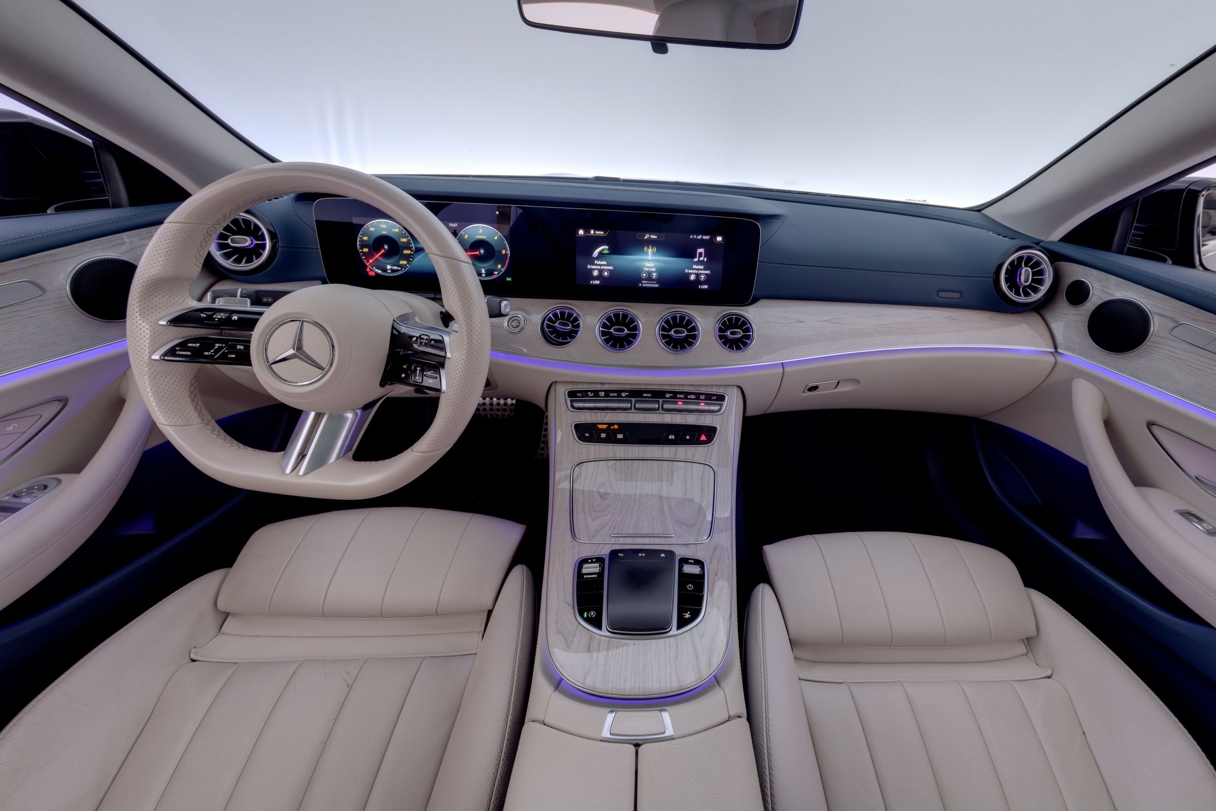 Mercedes-Benz E 2021, kuva 7/27