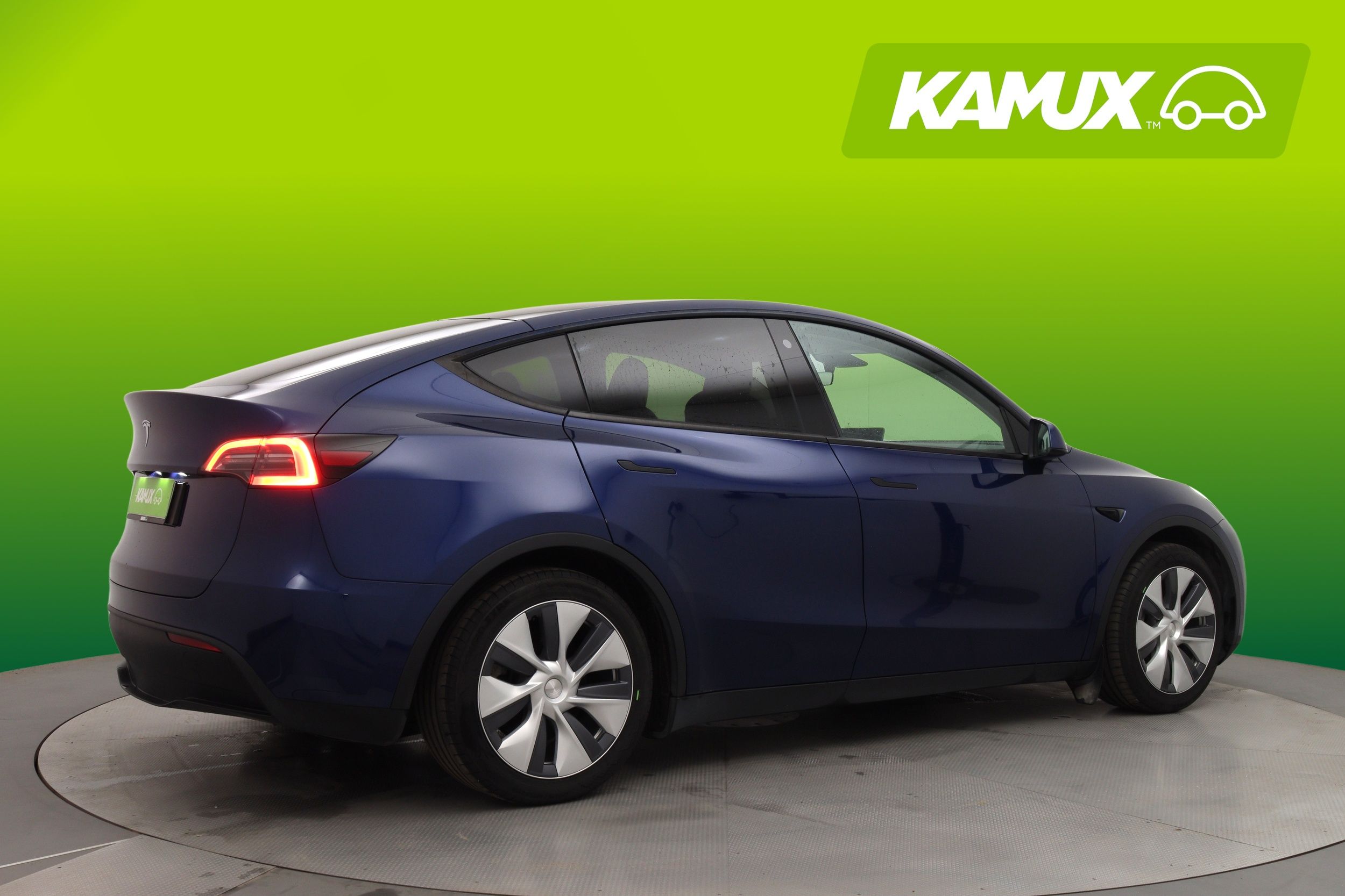 Tesla Model Y RWD 2024, photo 2/31