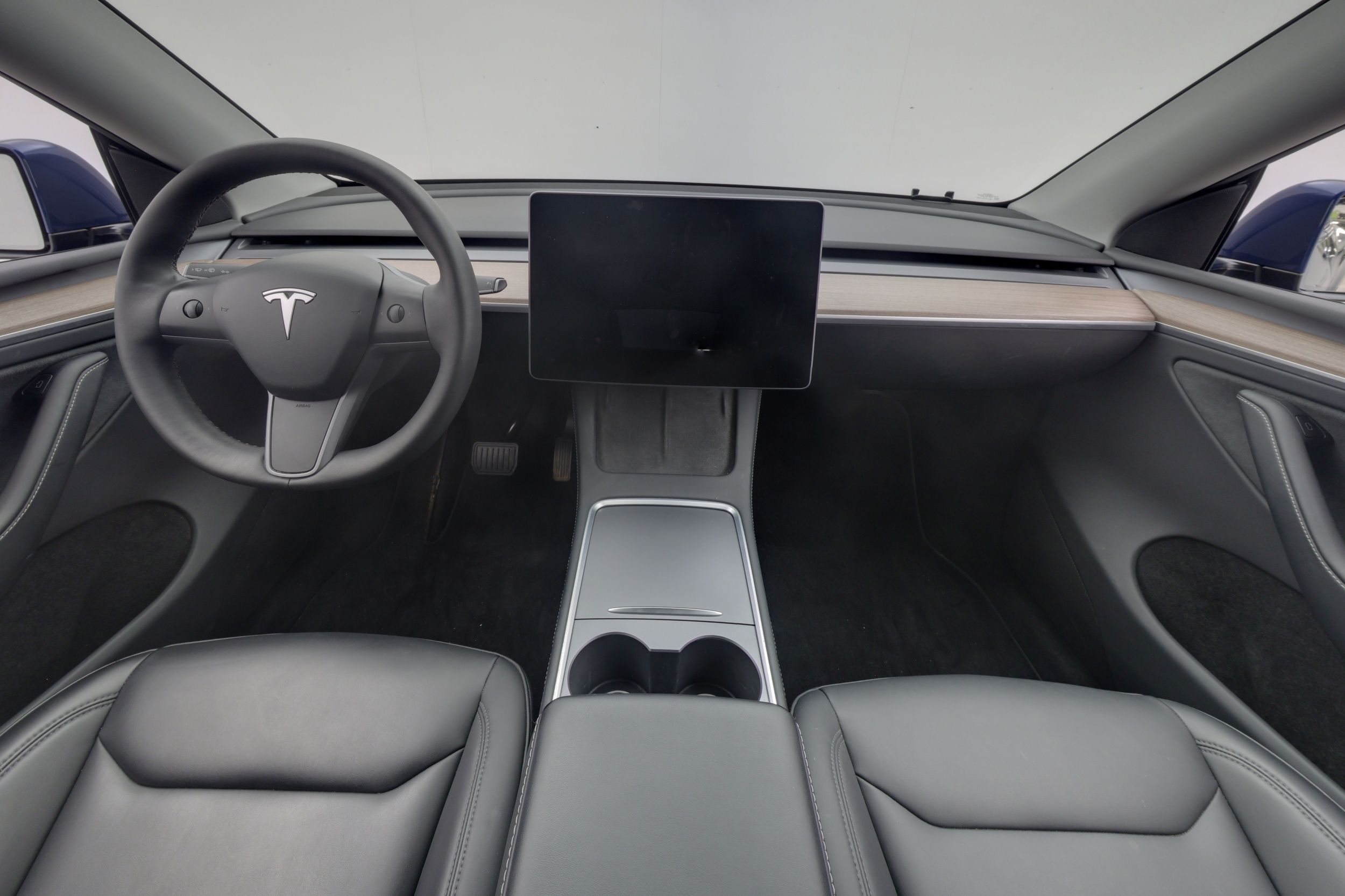 Tesla Model Y RWD 2024, photo 7/31