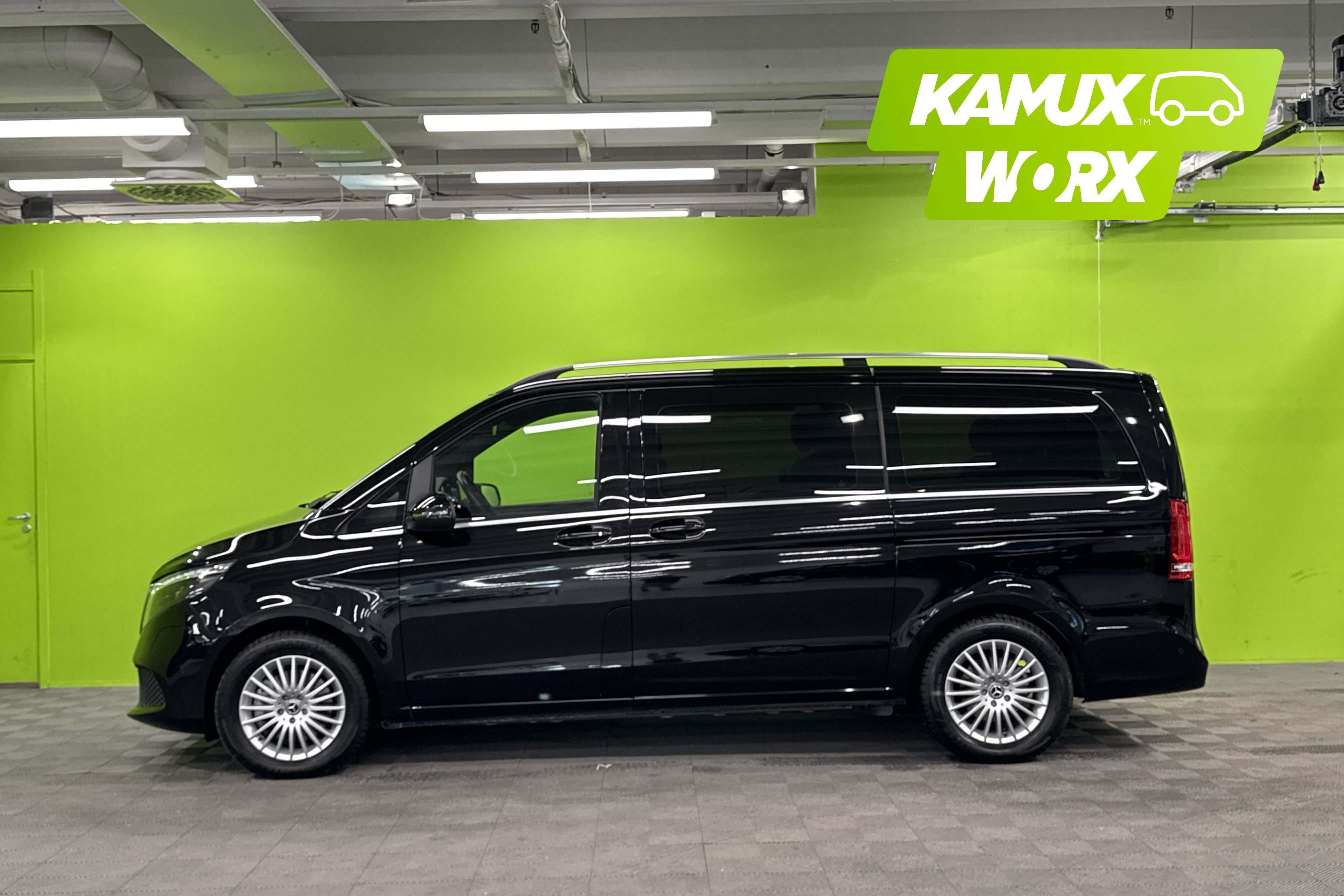 Mercedes-Benz EQV 2024, photo 5/24