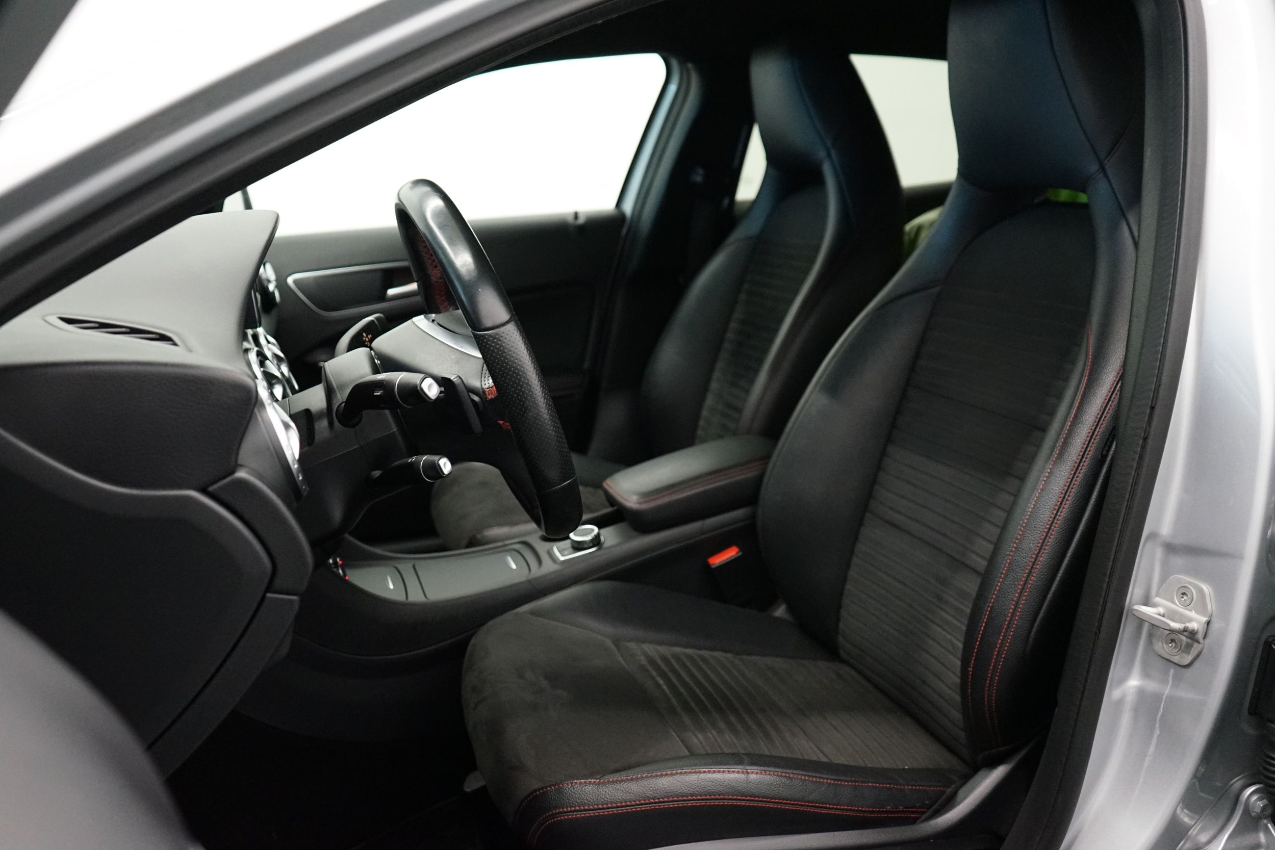 Mercedes-Benz GLA 200 d 4Matic A AMG 2016, kuva 5/21