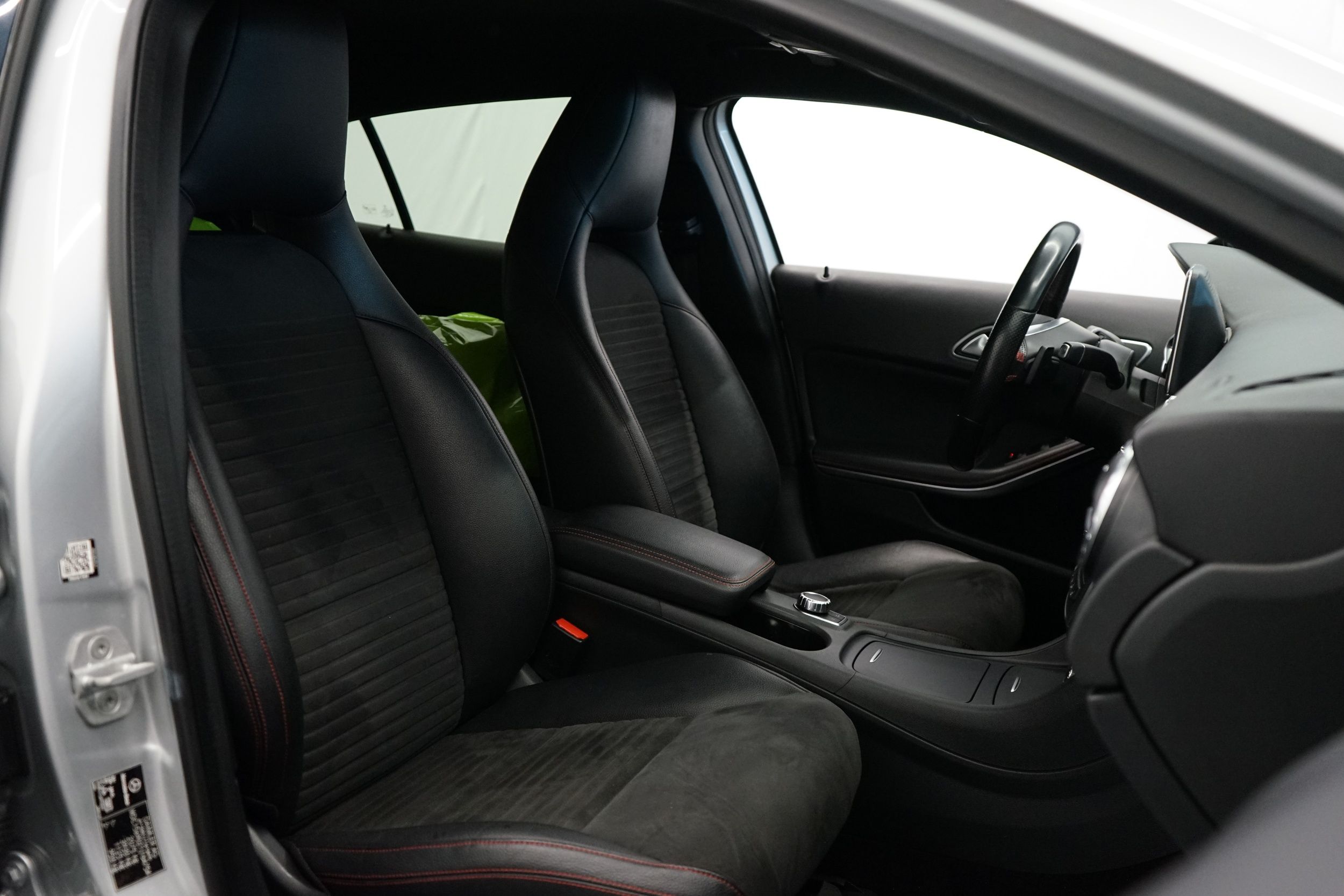 Mercedes-Benz GLA 200 d 4Matic A AMG 2016, kuva 7/21