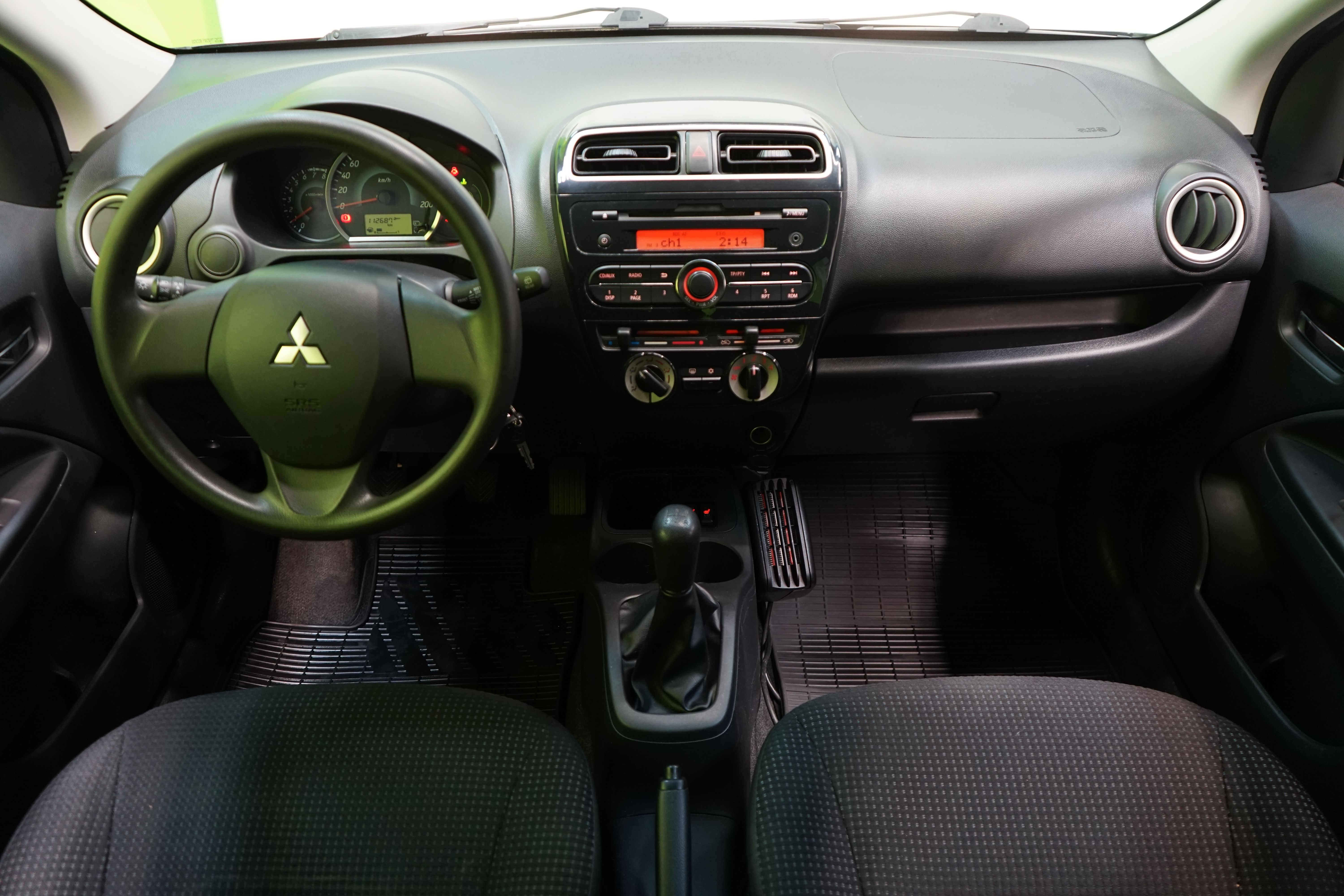 Mitsubishi Space Star 2015, photo 6/19
