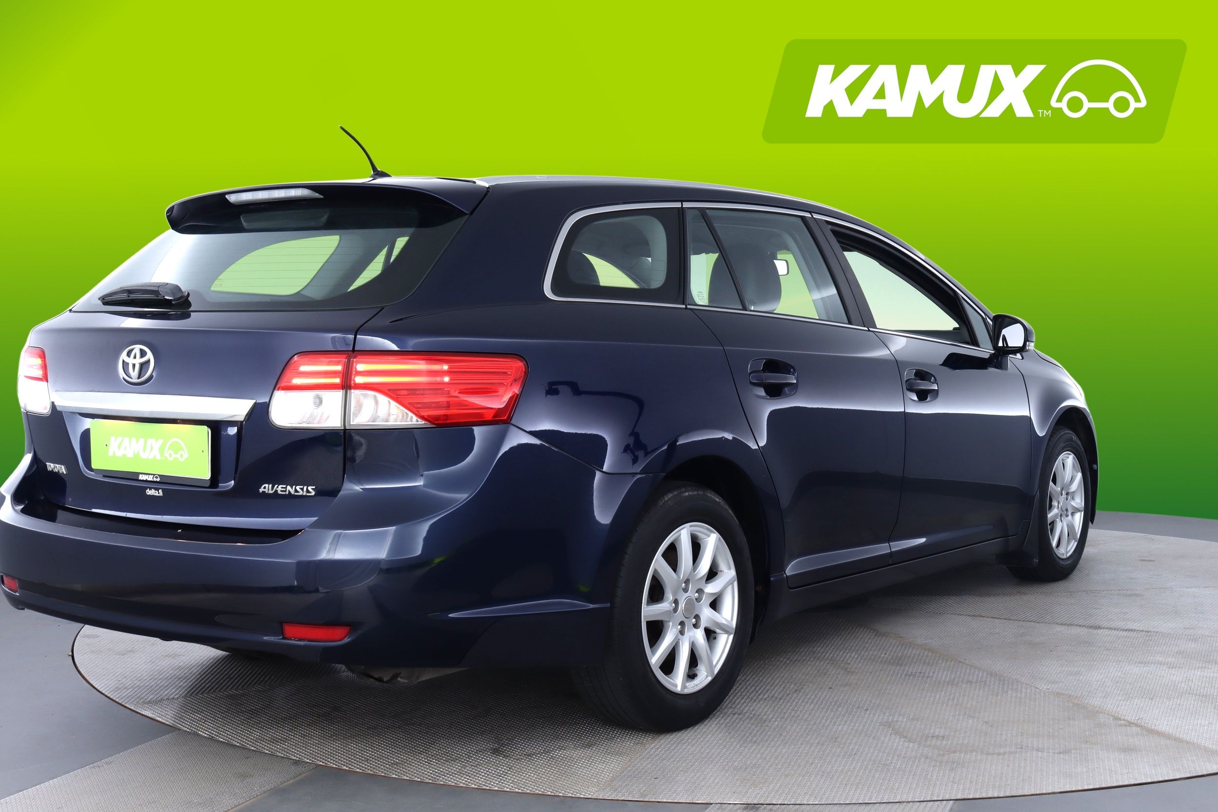 Toyota Avensis 2013, photo 3/17