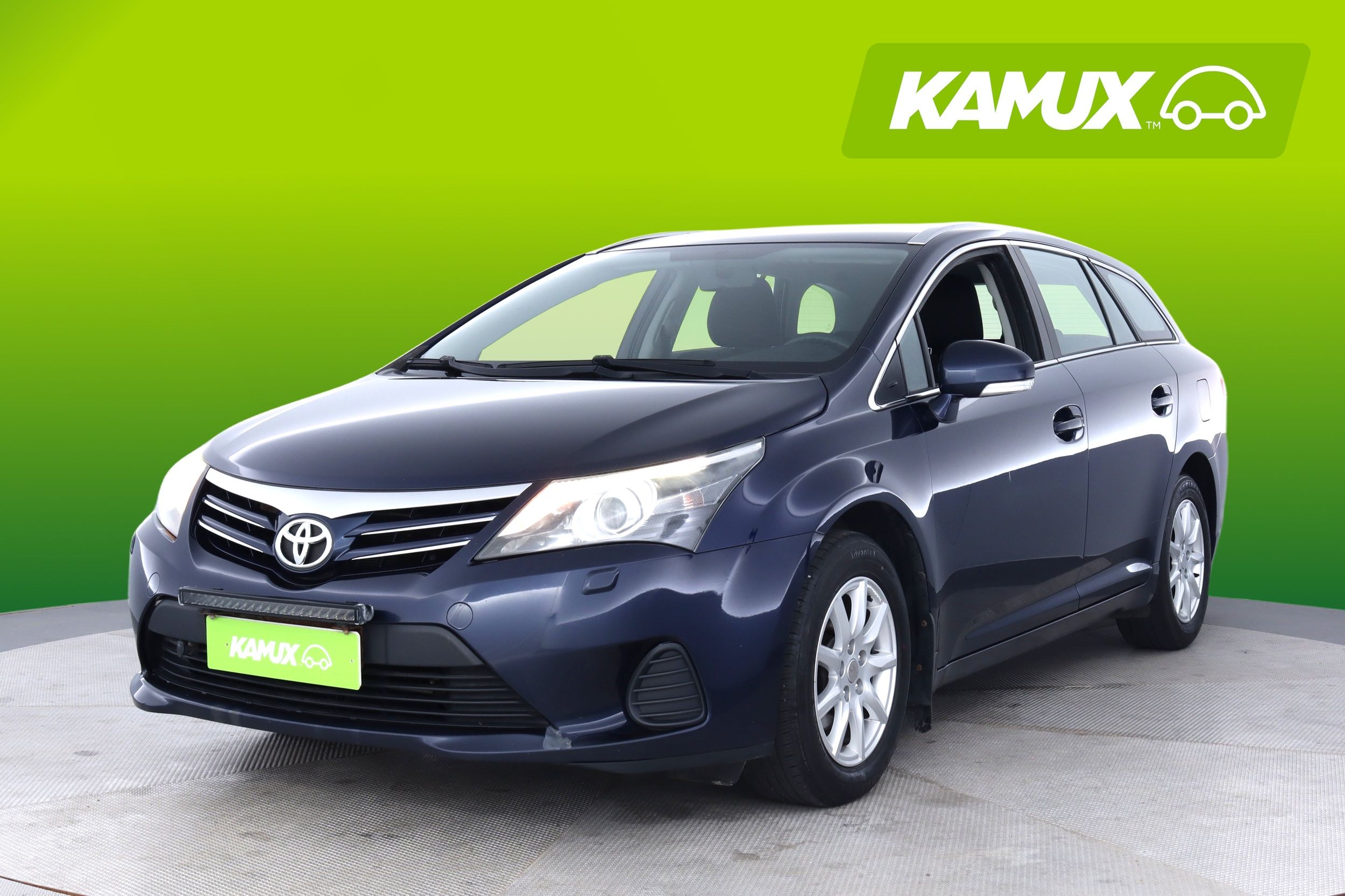 Toyota Avensis 2013, photo 5/17