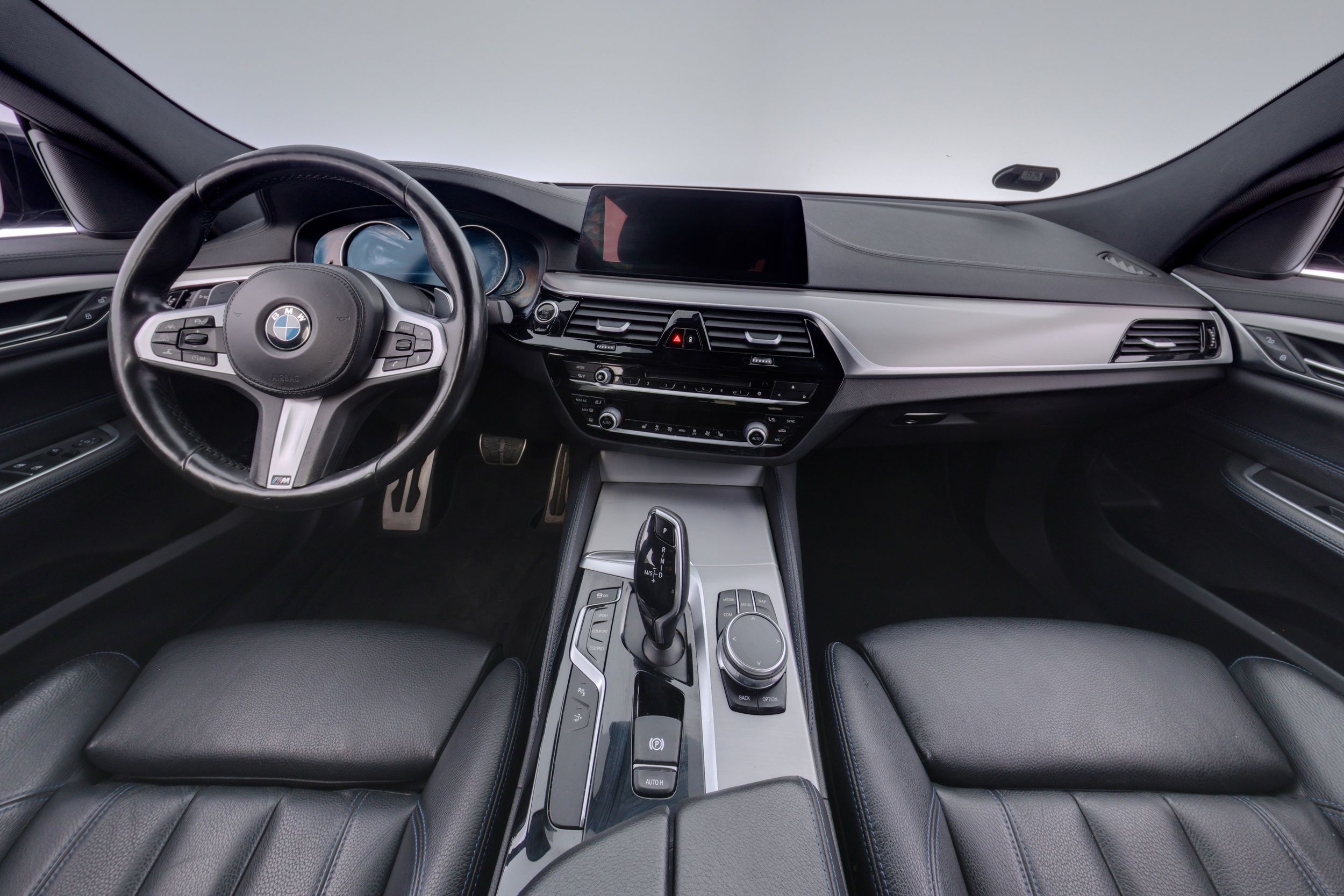 BMW 630 630d xDrive Gran Turismo 2018, kuva 7/32