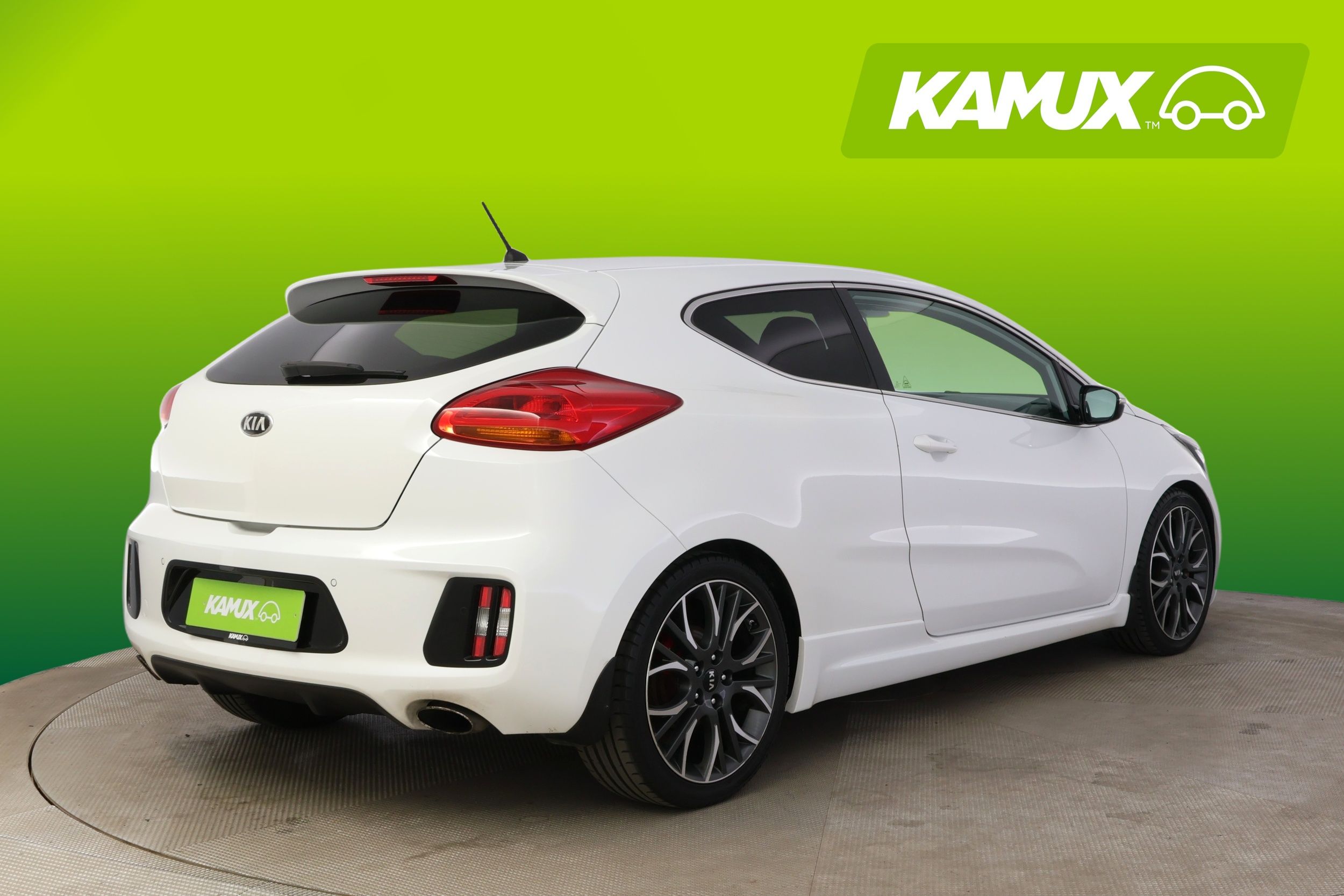 Kia ProCeed 1,6 T-GDI GT 204hv 2014, kuva 3/37