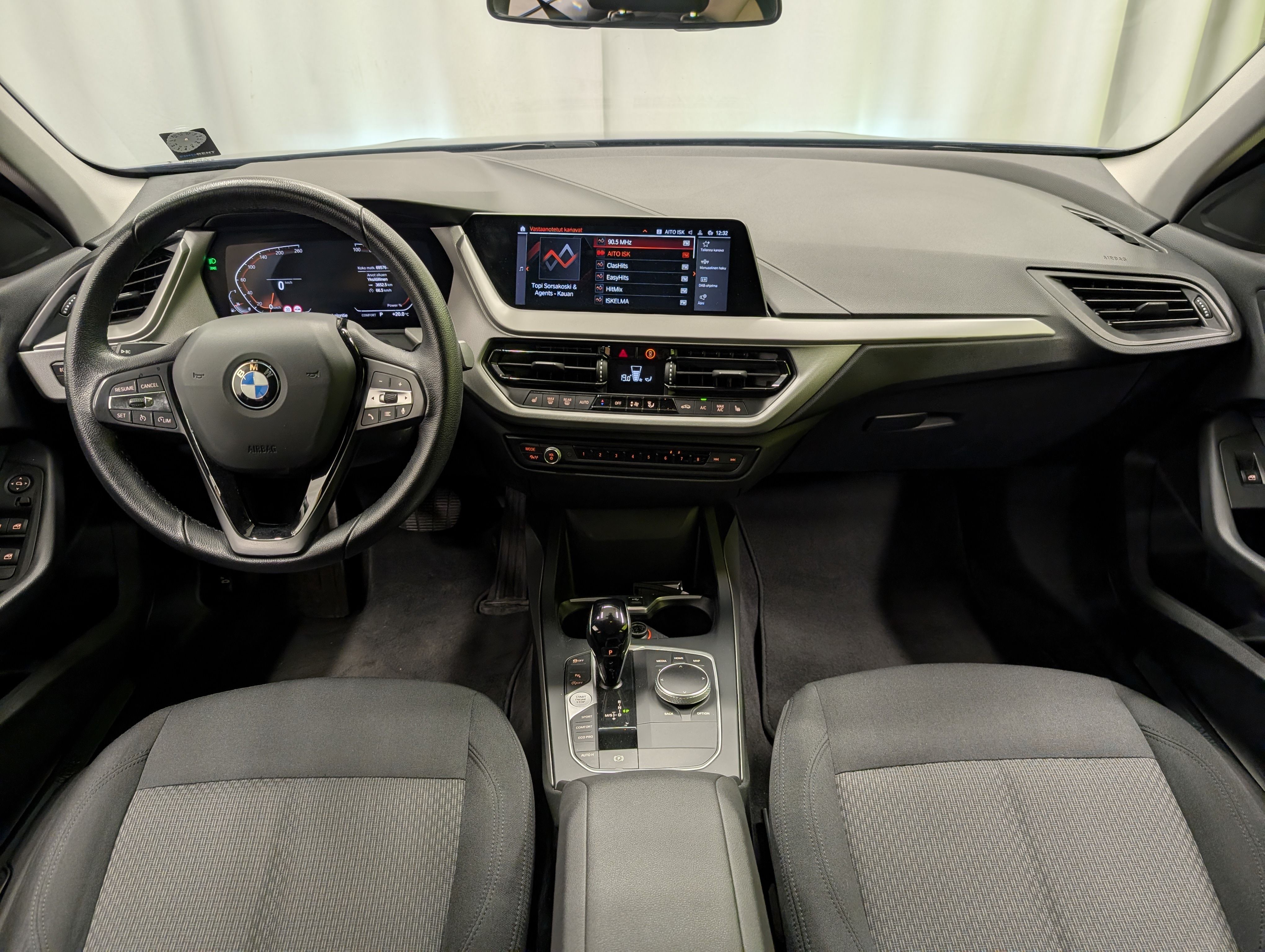 BMW 118 F40 Hatchback 118i A Business 2022, kuva 6/22