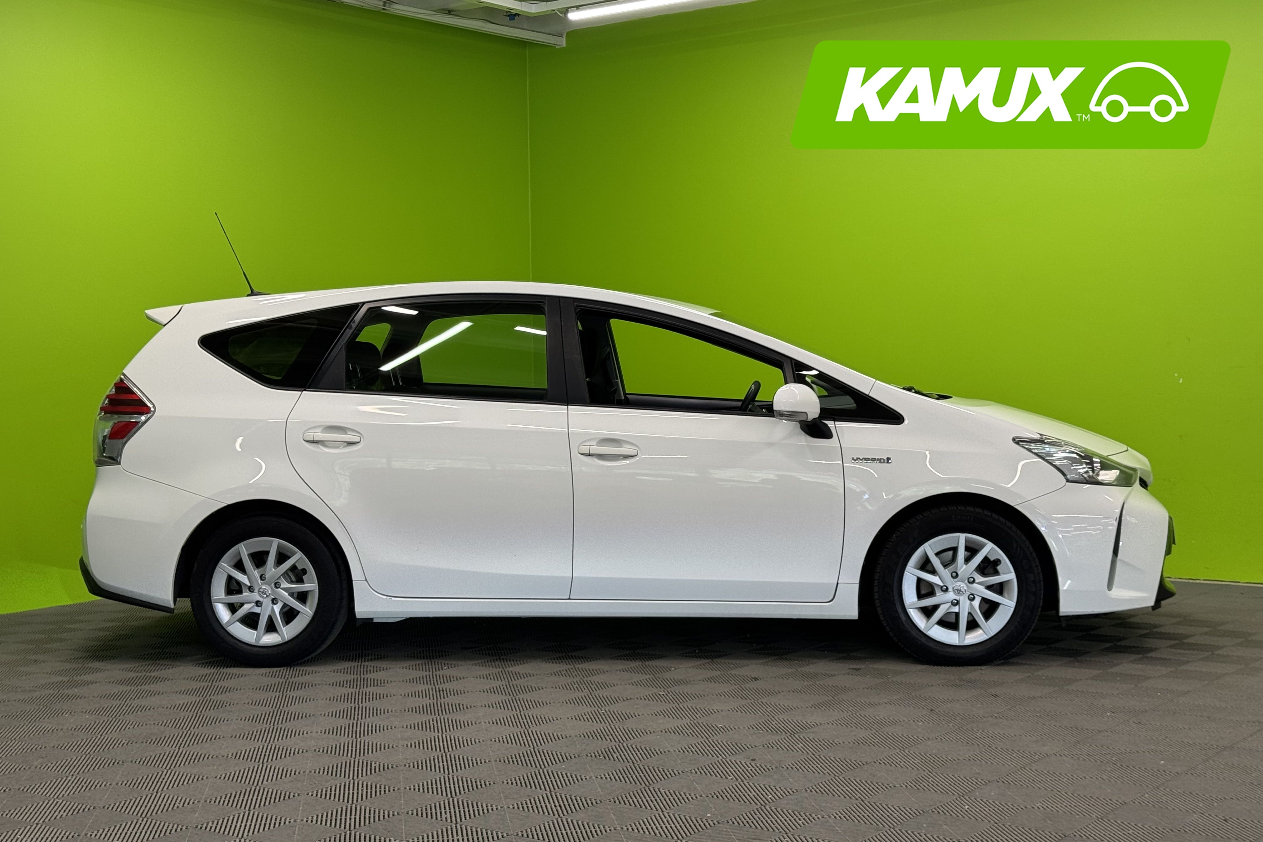 Toyota Prius+ Business 2019, kuva 2/17