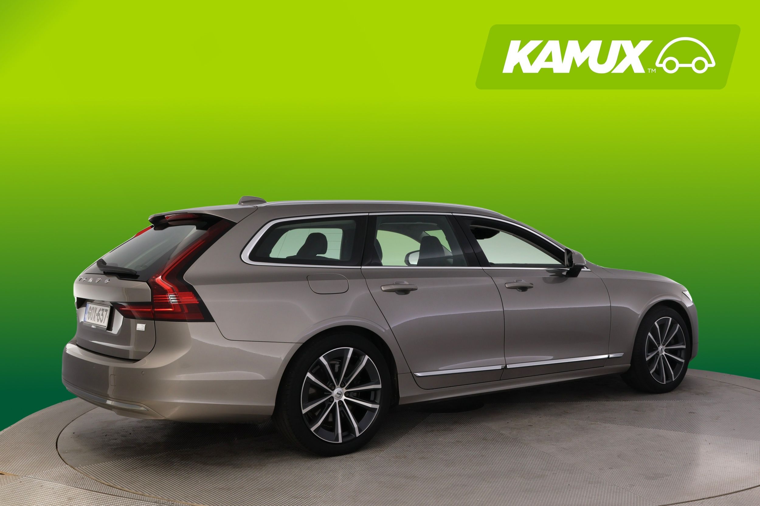 Volvo V90 2021, photo 2/24