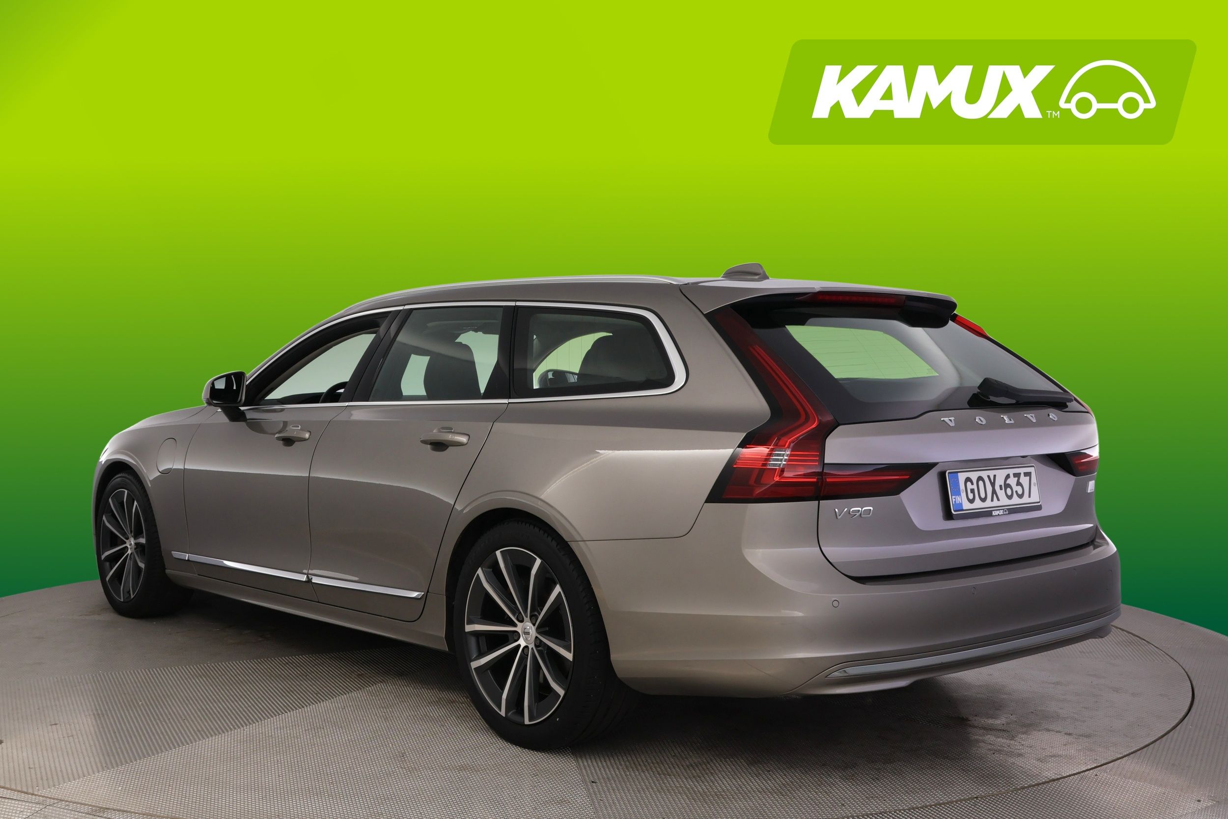 Volvo V90 2021, photo 4/24