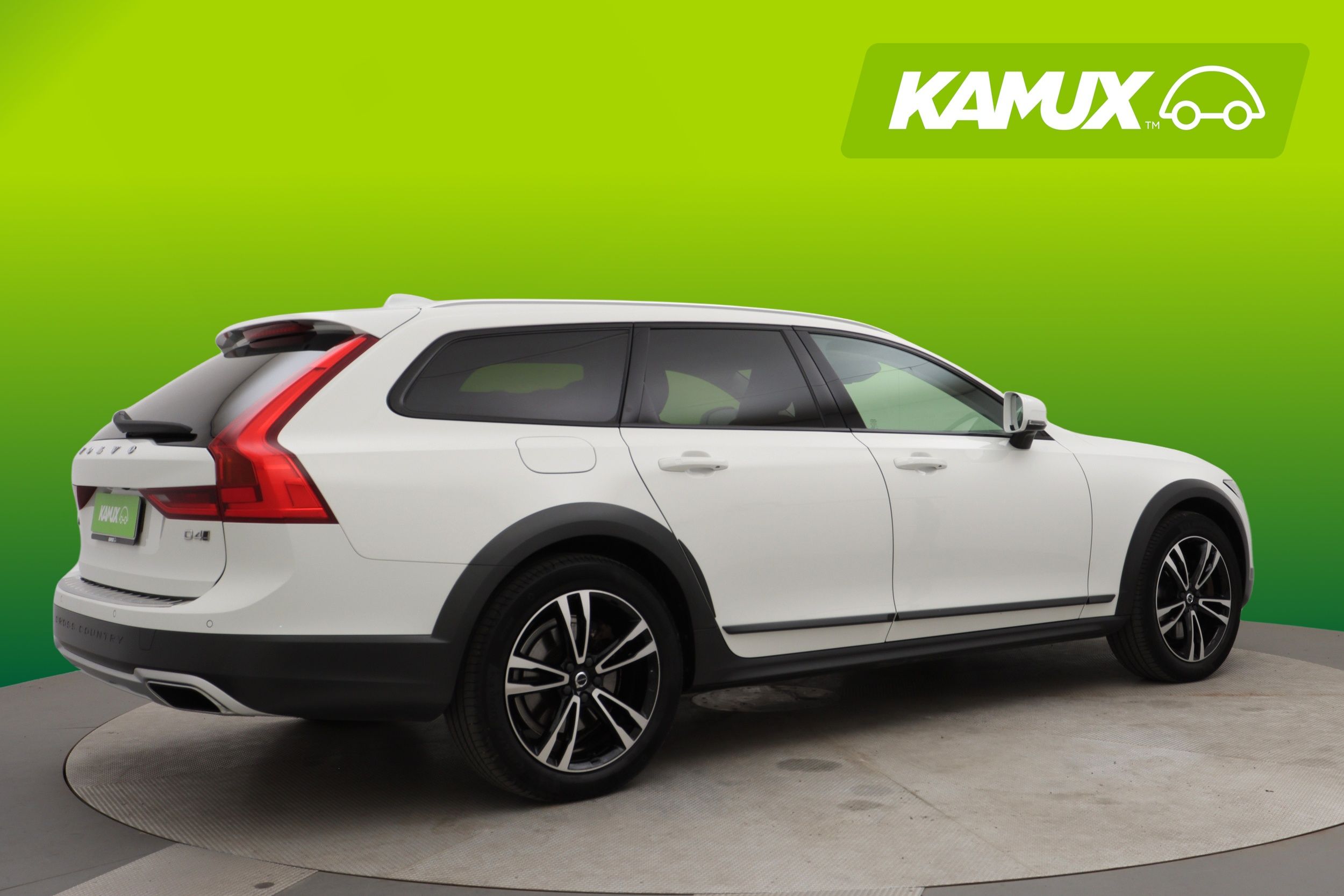 Volvo V90 Cross Country D4 AWD Plus aut 2019, kuva 2/32