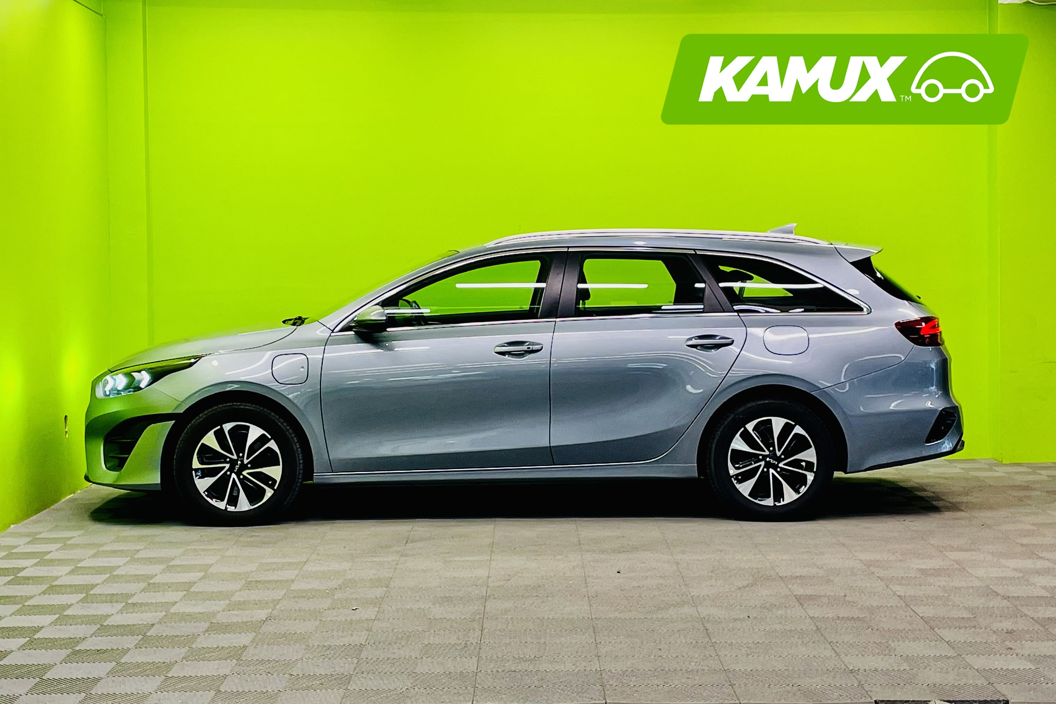 Kia Ceed 1.6 Plug-in Hybrid Prestige 2024, kuva 5/24