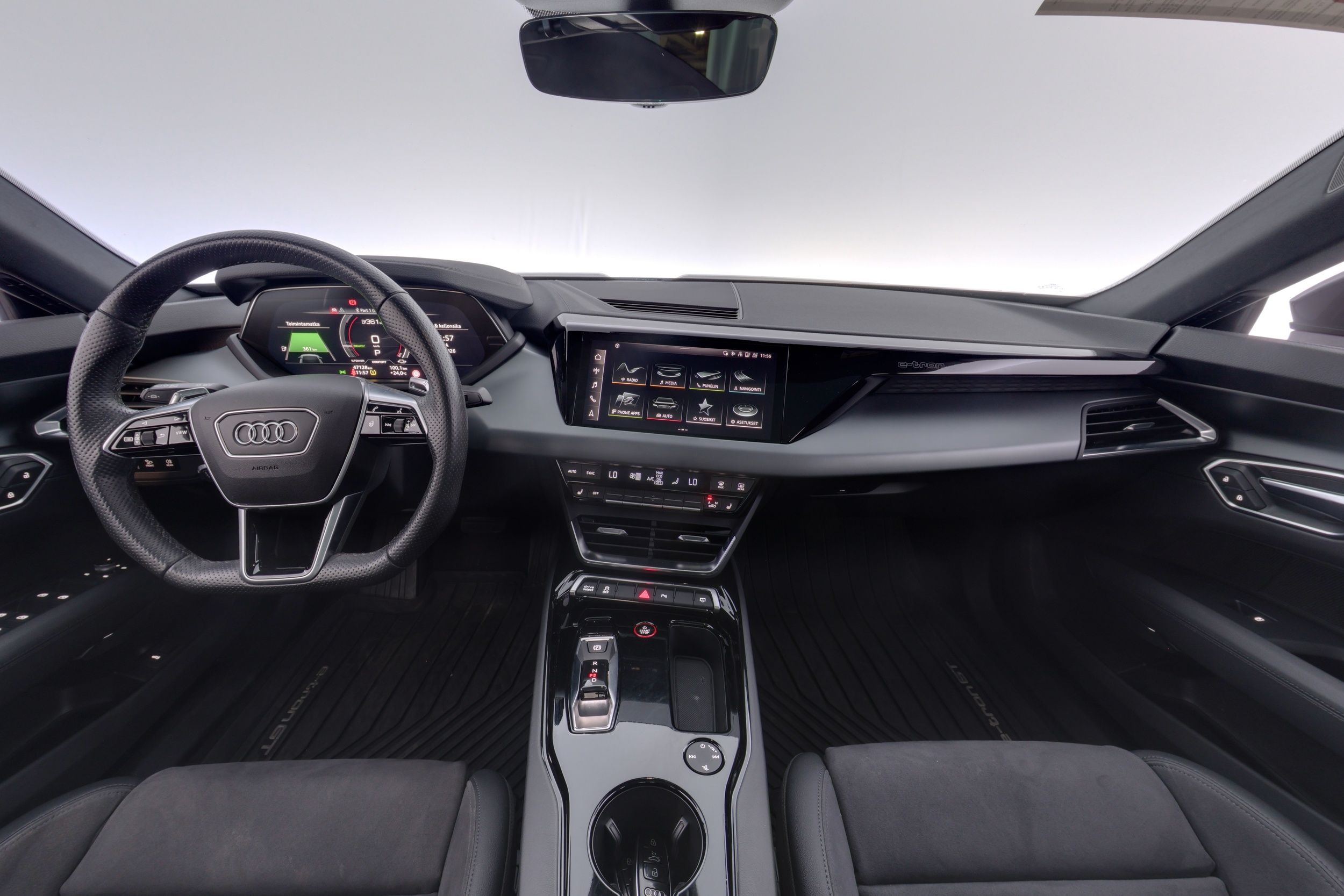 Audi e-tron GT 60 quattro 2023, kuva 7/33