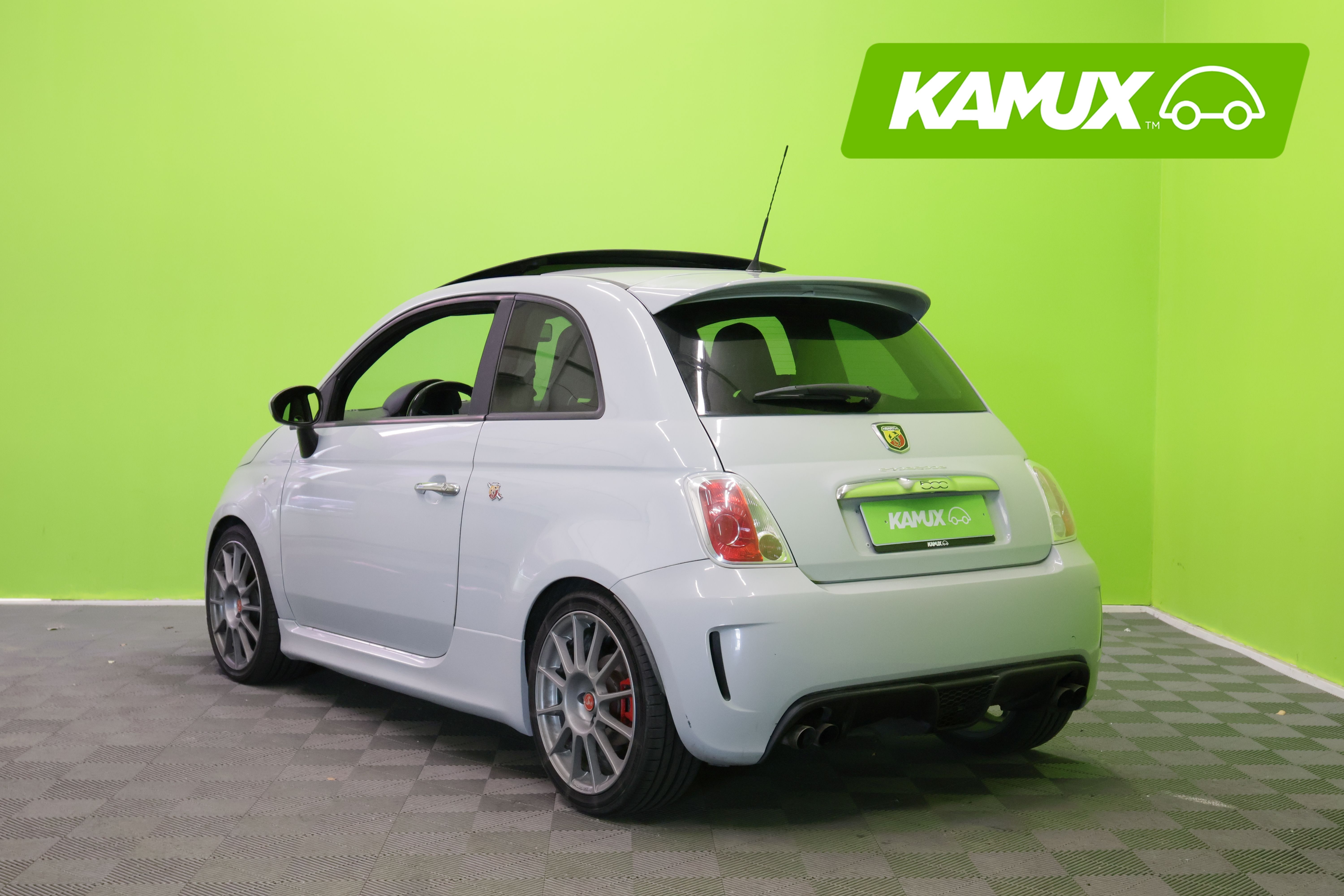 Fiat-Abarth 500 Esseesse 2010, kuva 6/30