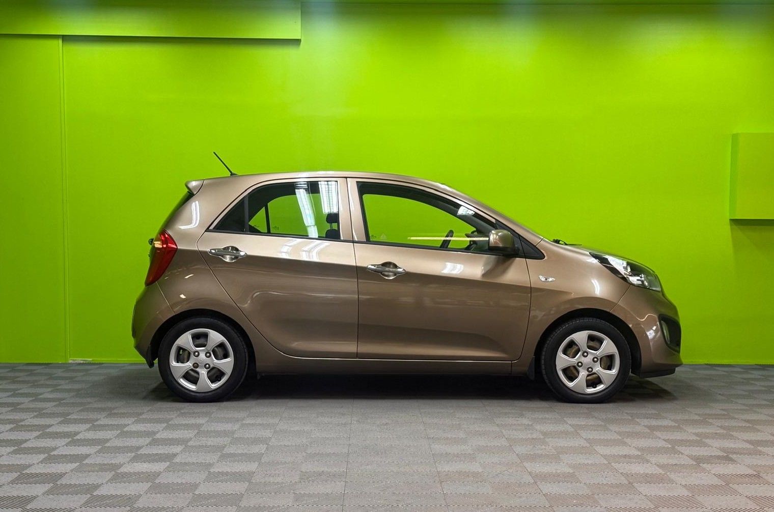 Kia Picanto 1,2 ISG EX 5D EcoDynamics 2012, kuva 2/16