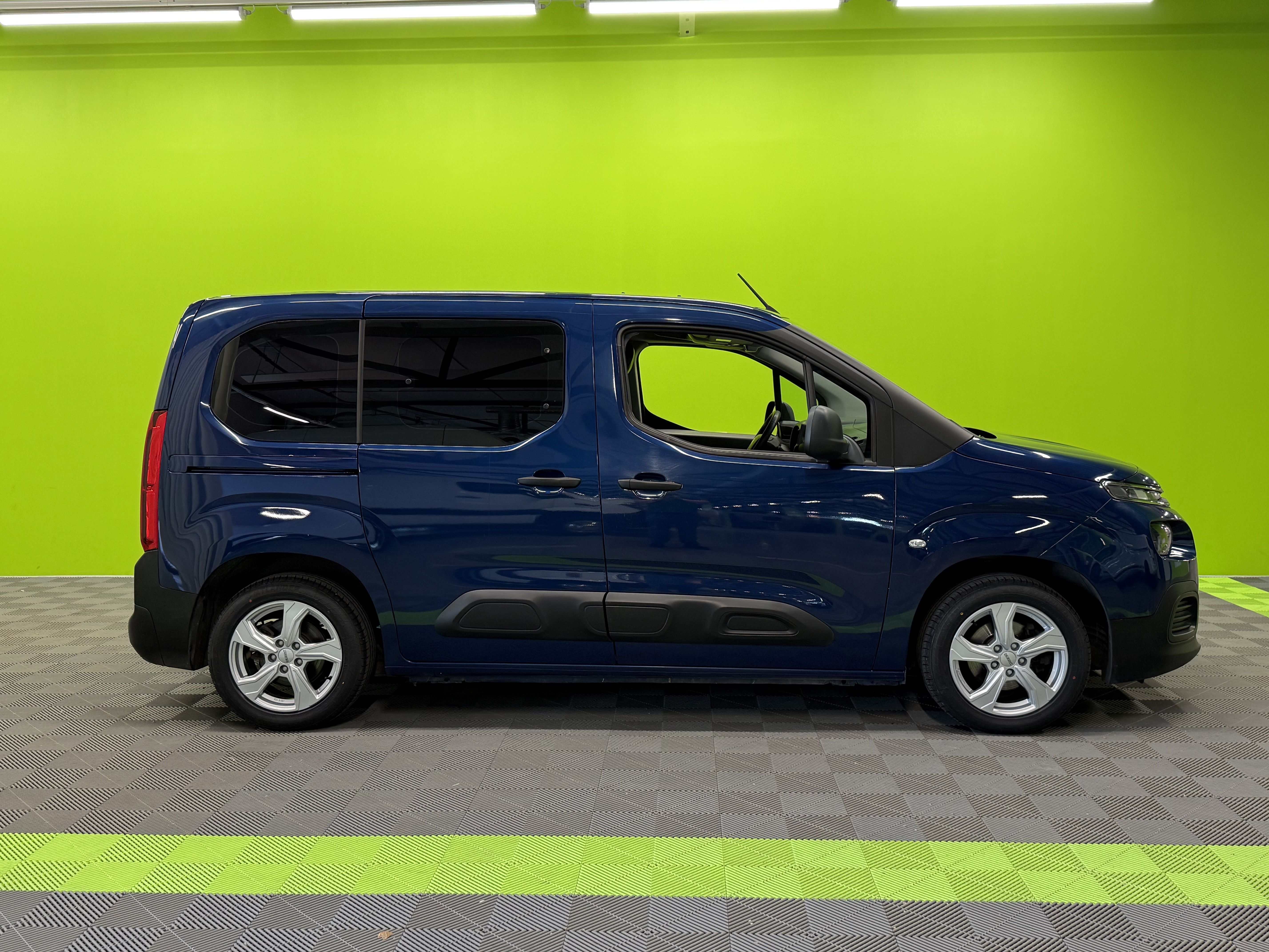 Citroen Berlingo 2019, kuva 2/17