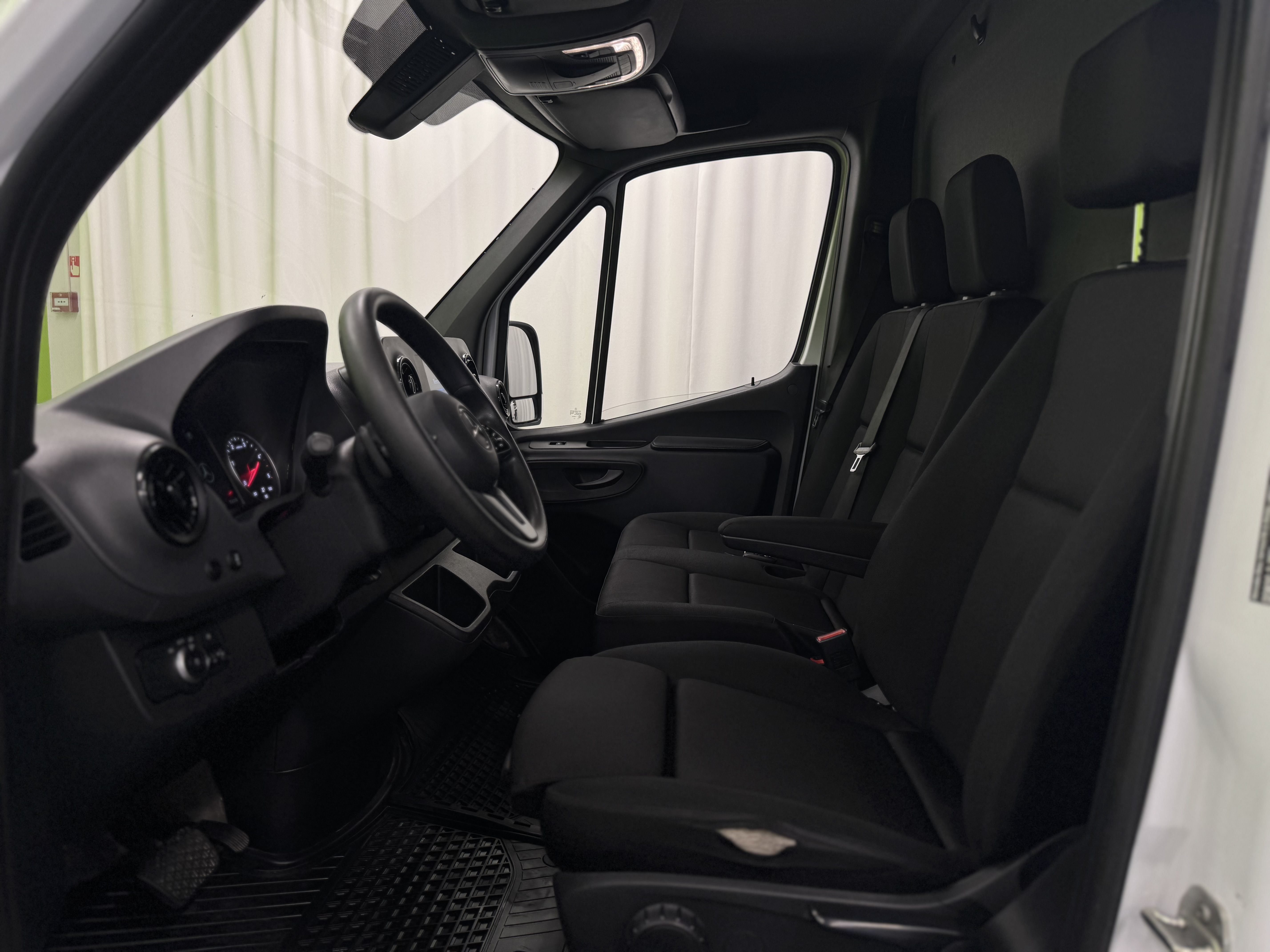 Mercedes-Benz Sprinter 2023, kuva 7/17