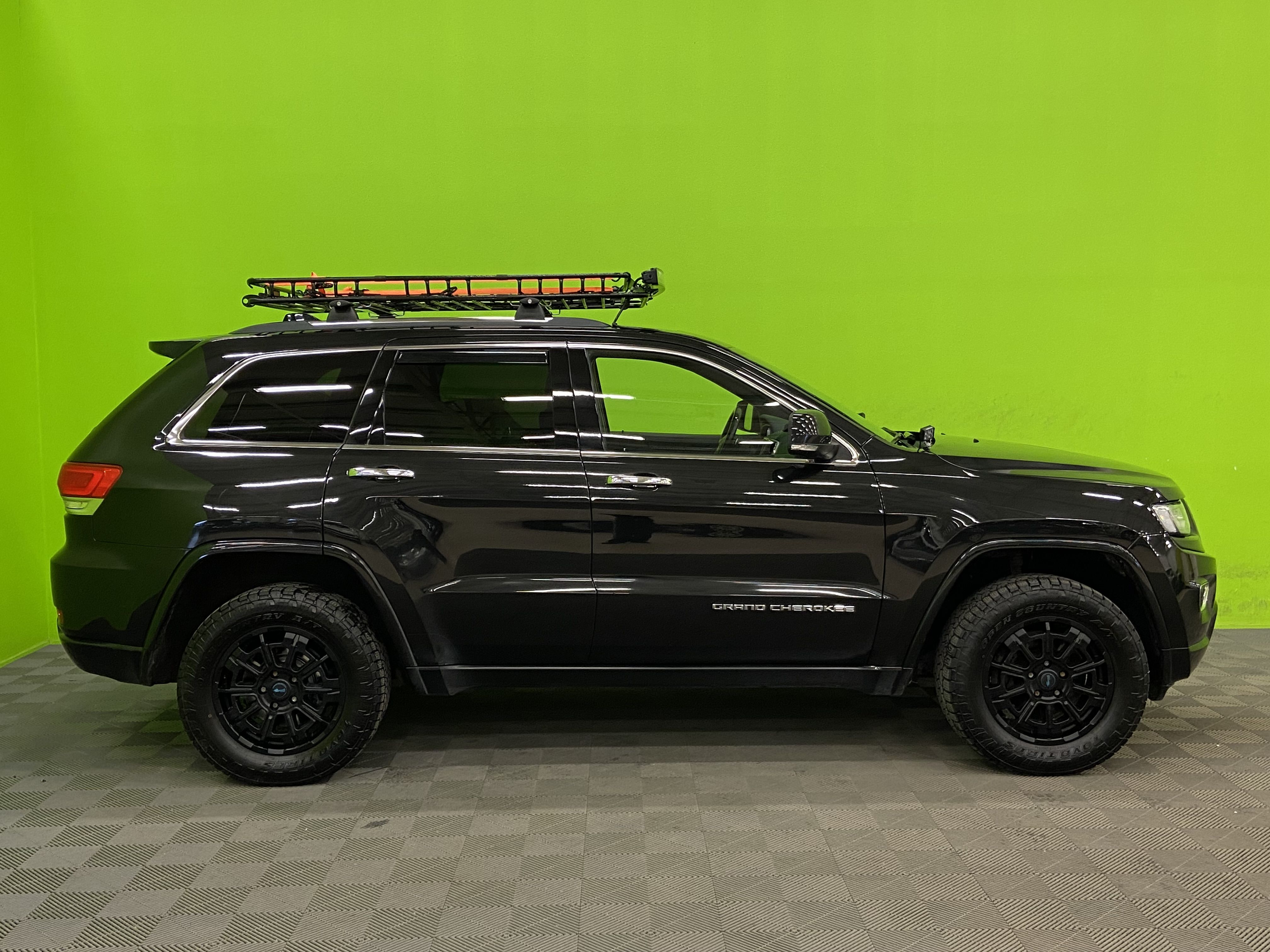 Jeep Grand Cherokee 3,0 CRD OVERLAND 2014, kuva 4/26