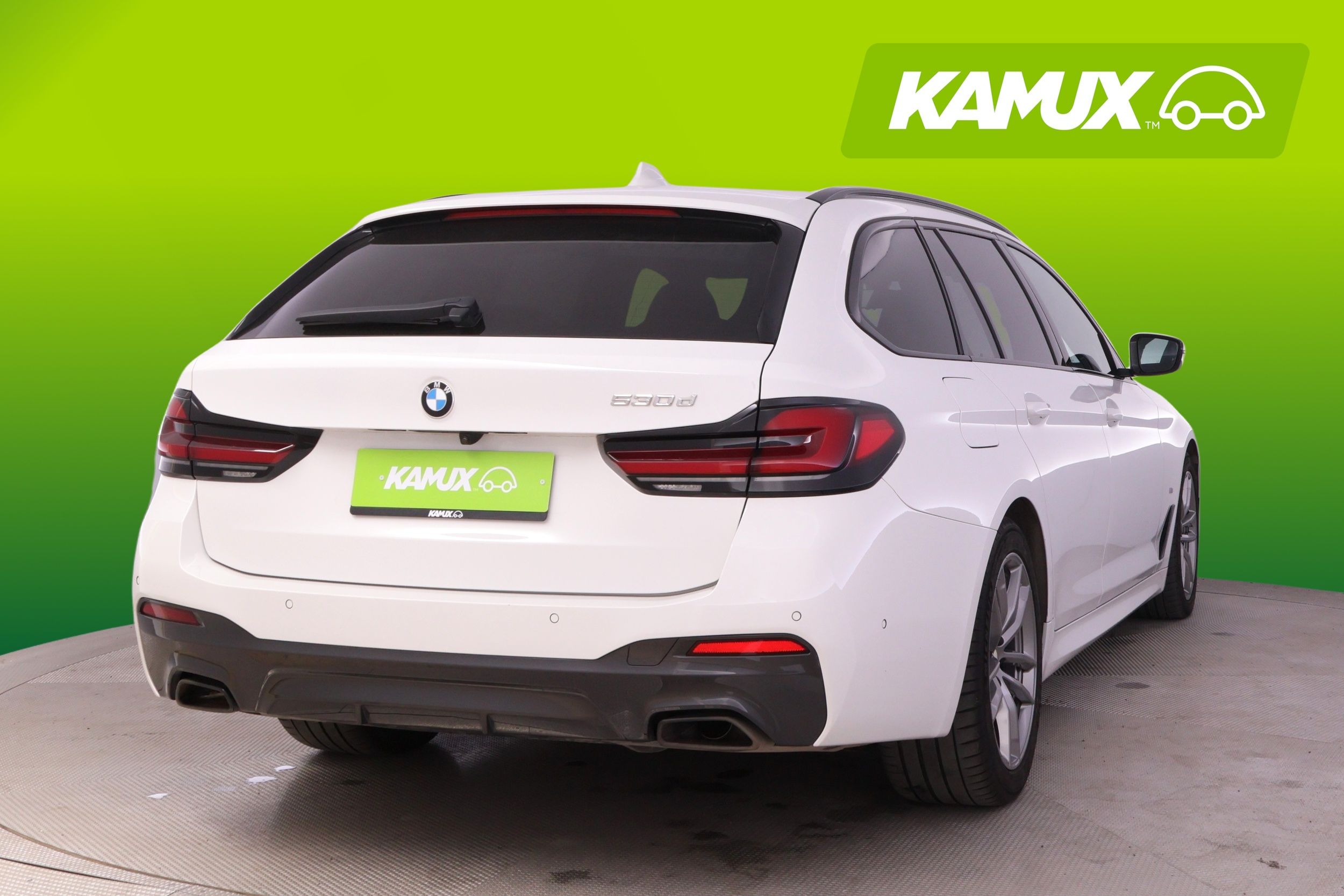 BMW 530 G31 Touring 530d A M Sport MHEV 2021, kuva 3/41