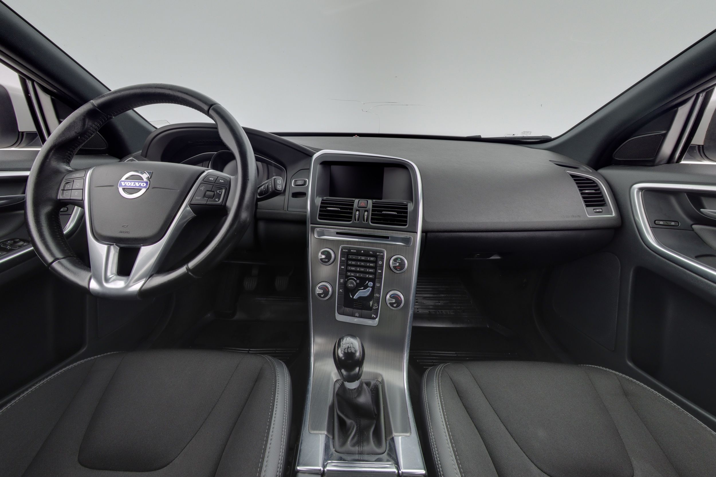 Volvo XC60 D4 AWD Momentum 2016, kuva 7/26