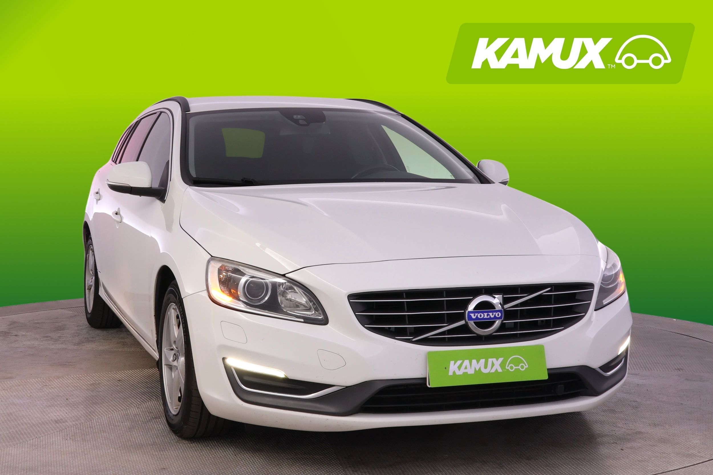 Volvo V60 D4 Momentum aut 2015, photo 6/26