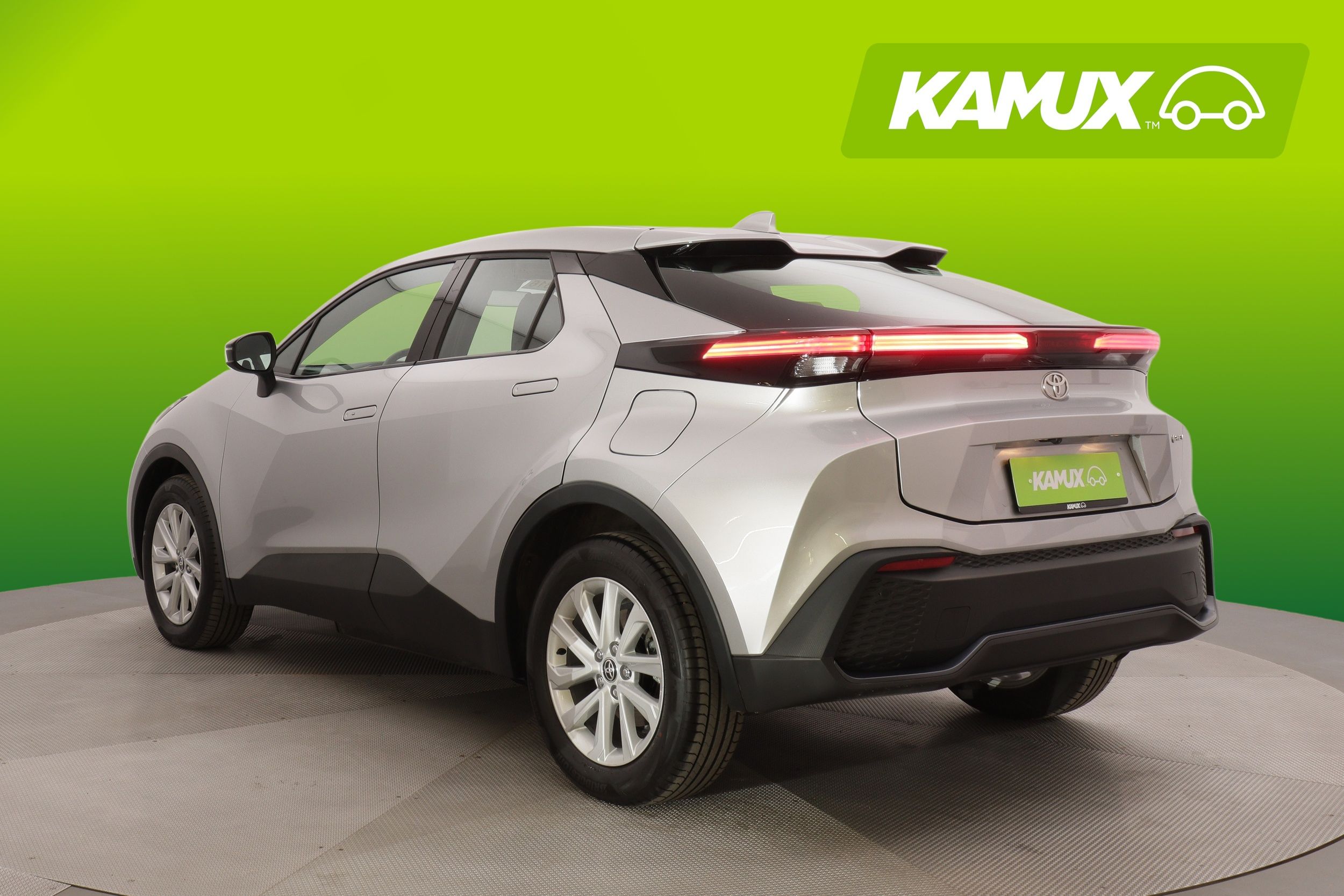 Toyota C-HR 2,0 Plug-in Hybrid 2025, photo 4/26