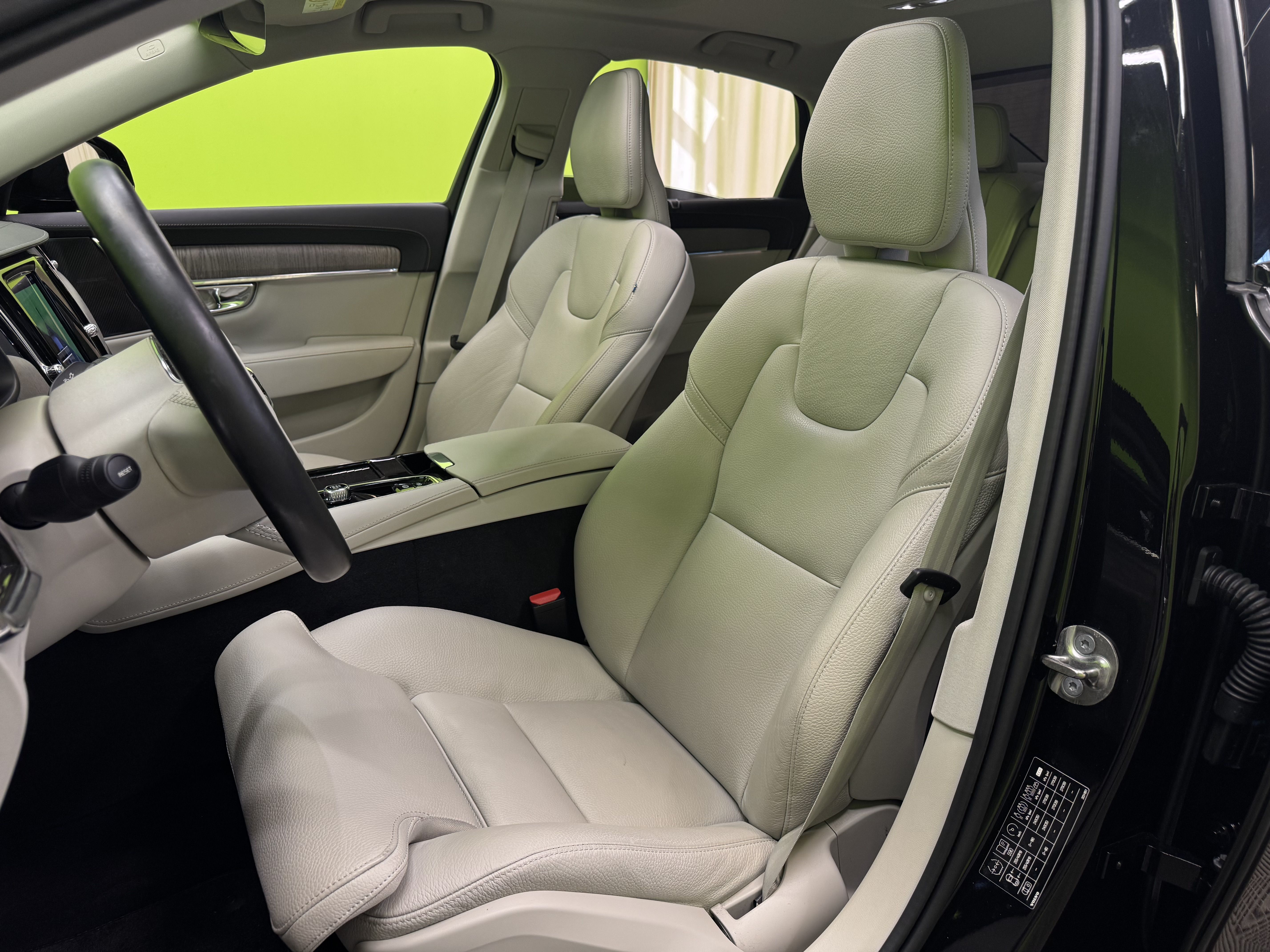 Volvo S90 2023, kuva 6/18