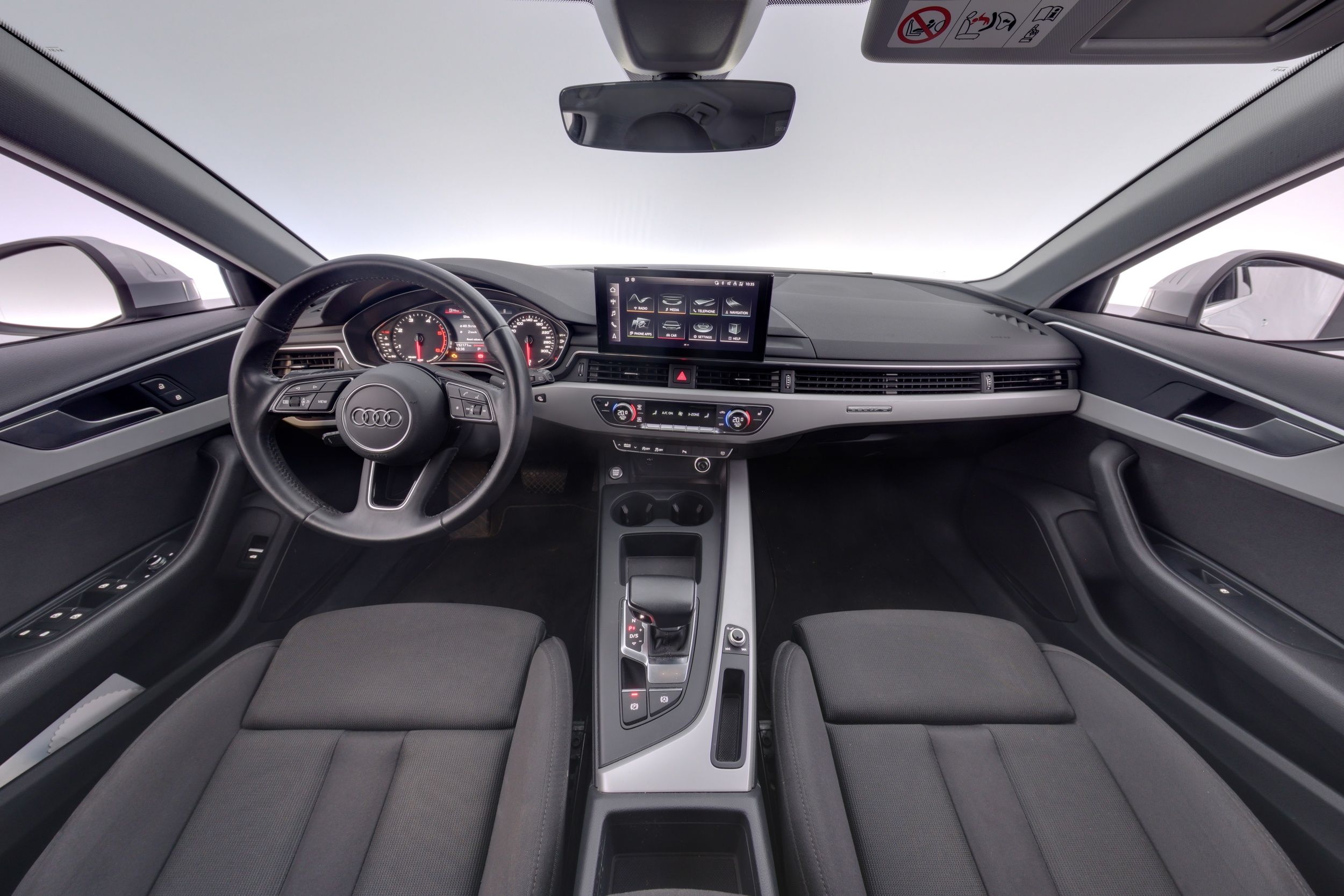 Audi A4 2020, kuva 7/33