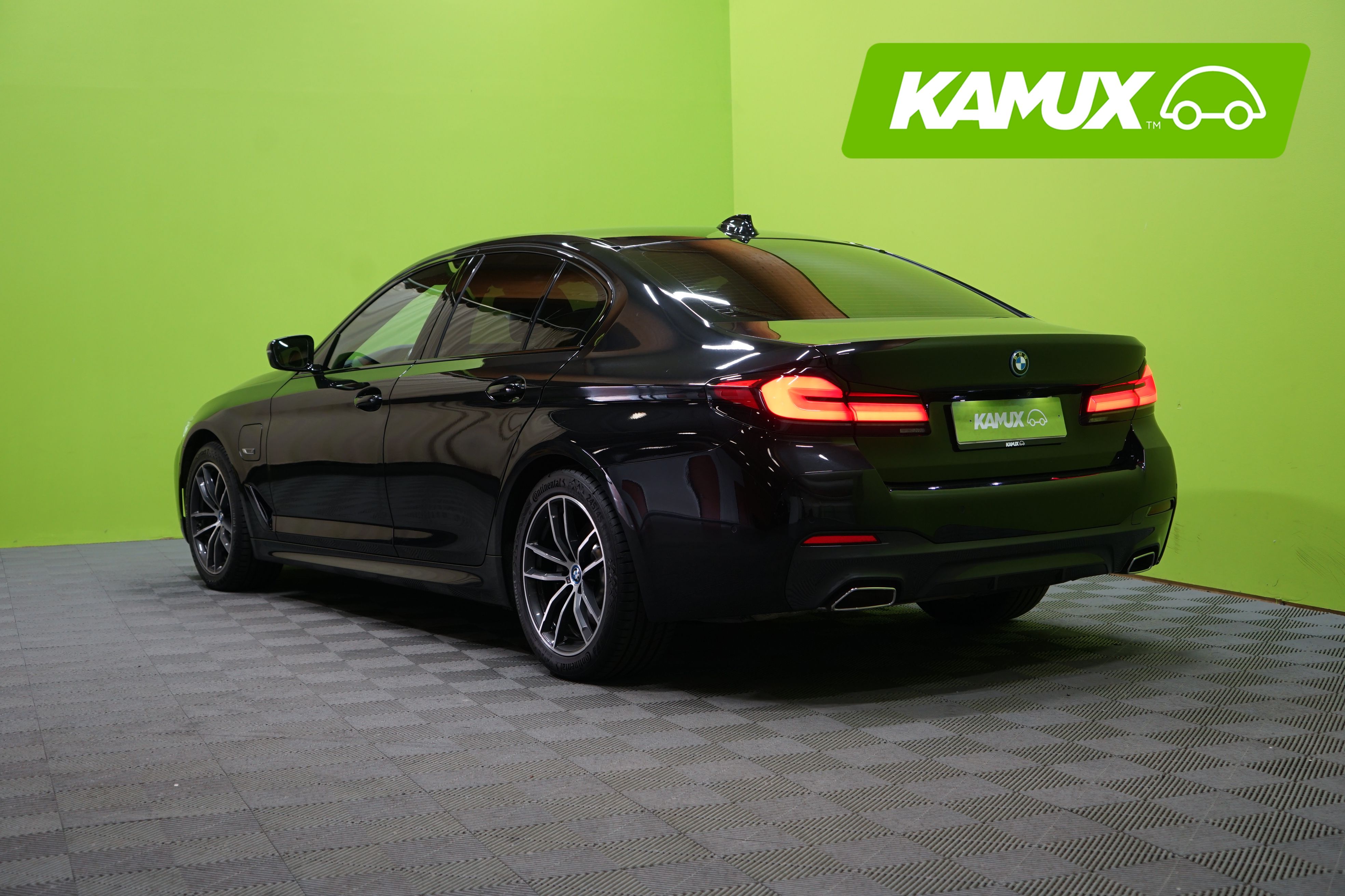 BMW 530 G30 Sedan 530e xDrive M-Sport 2023, kuva 4/19