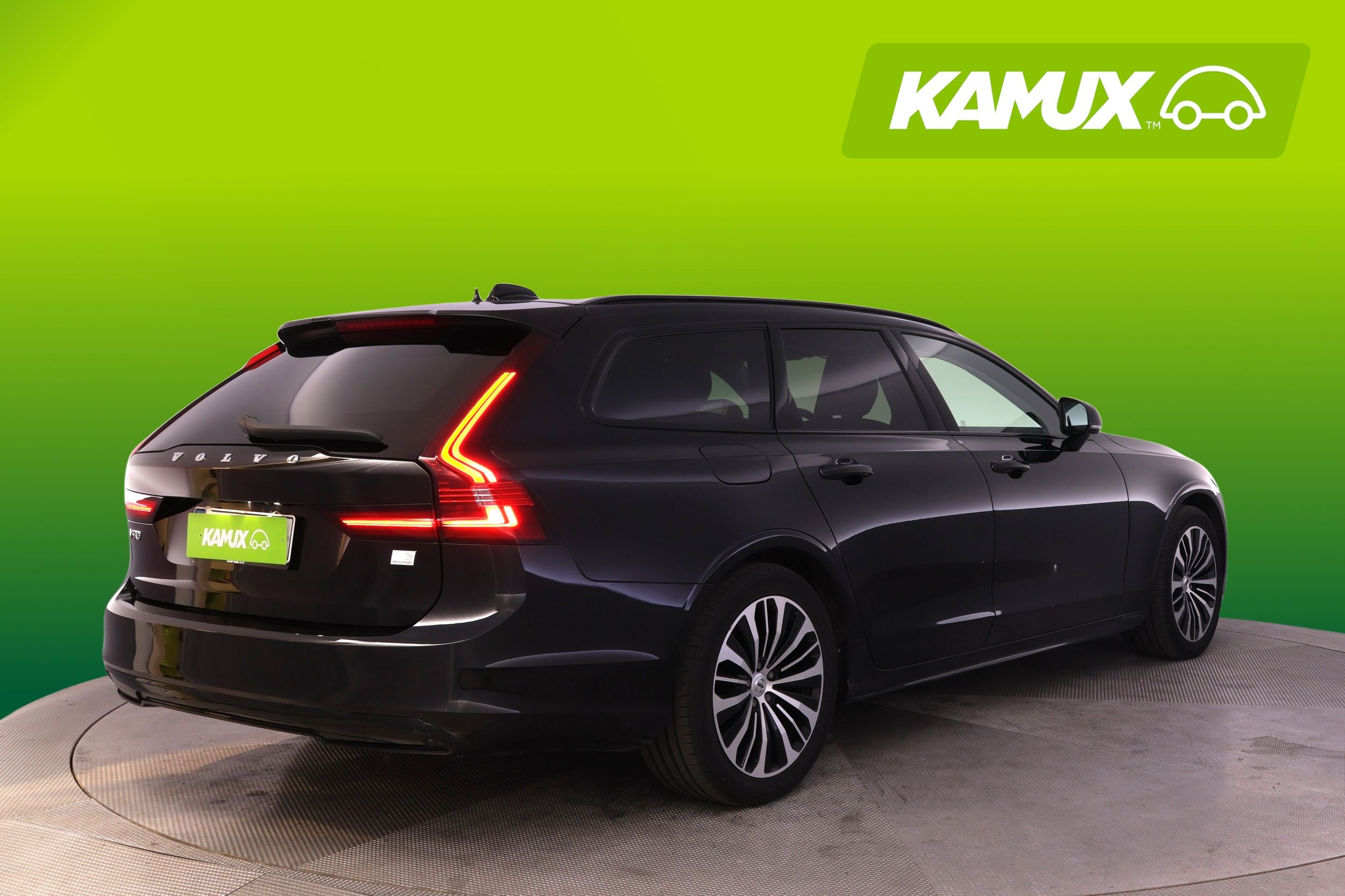 Volvo V90 2024, photo 3/33