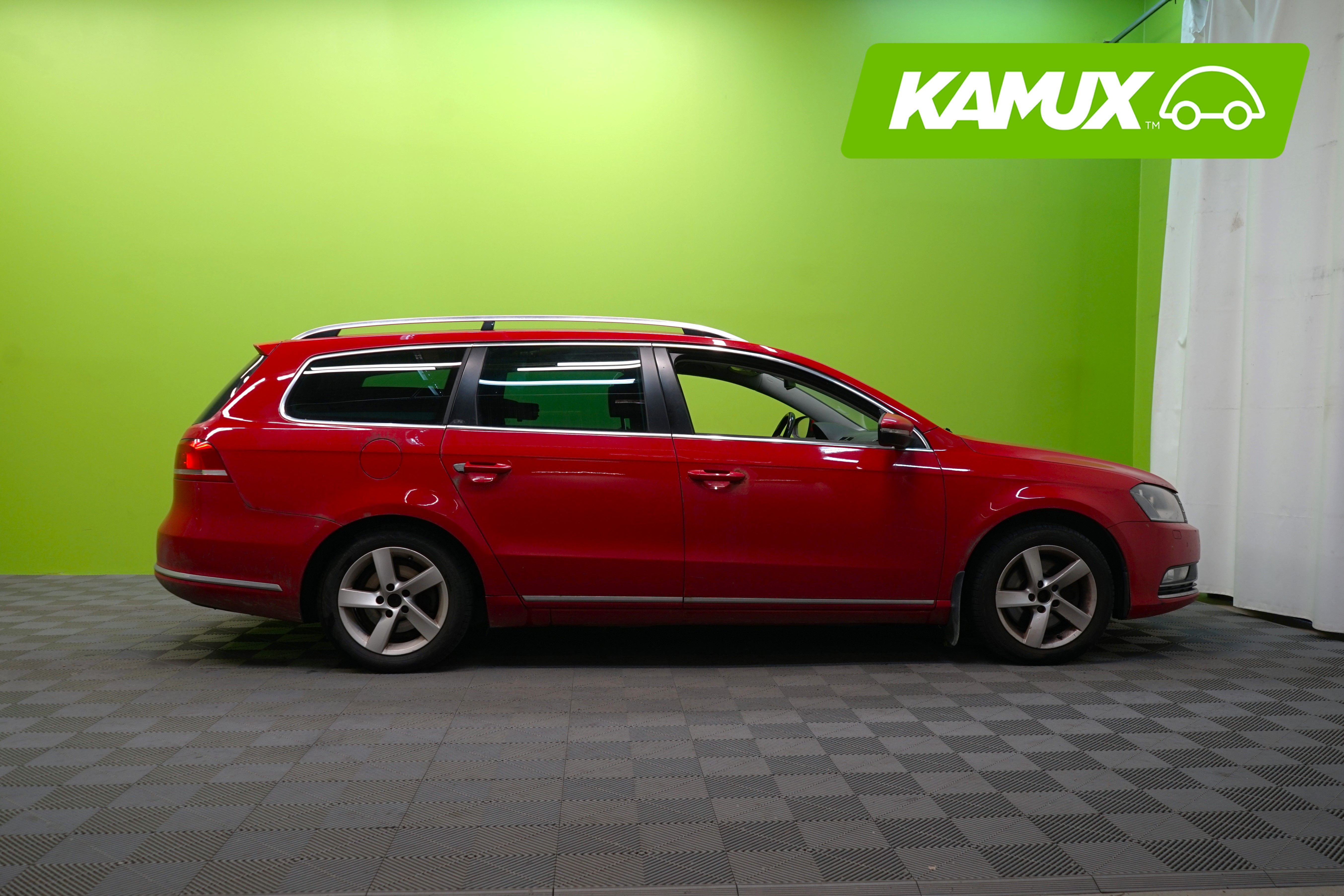 Volkswagen Passat 2011, kuva 2/21