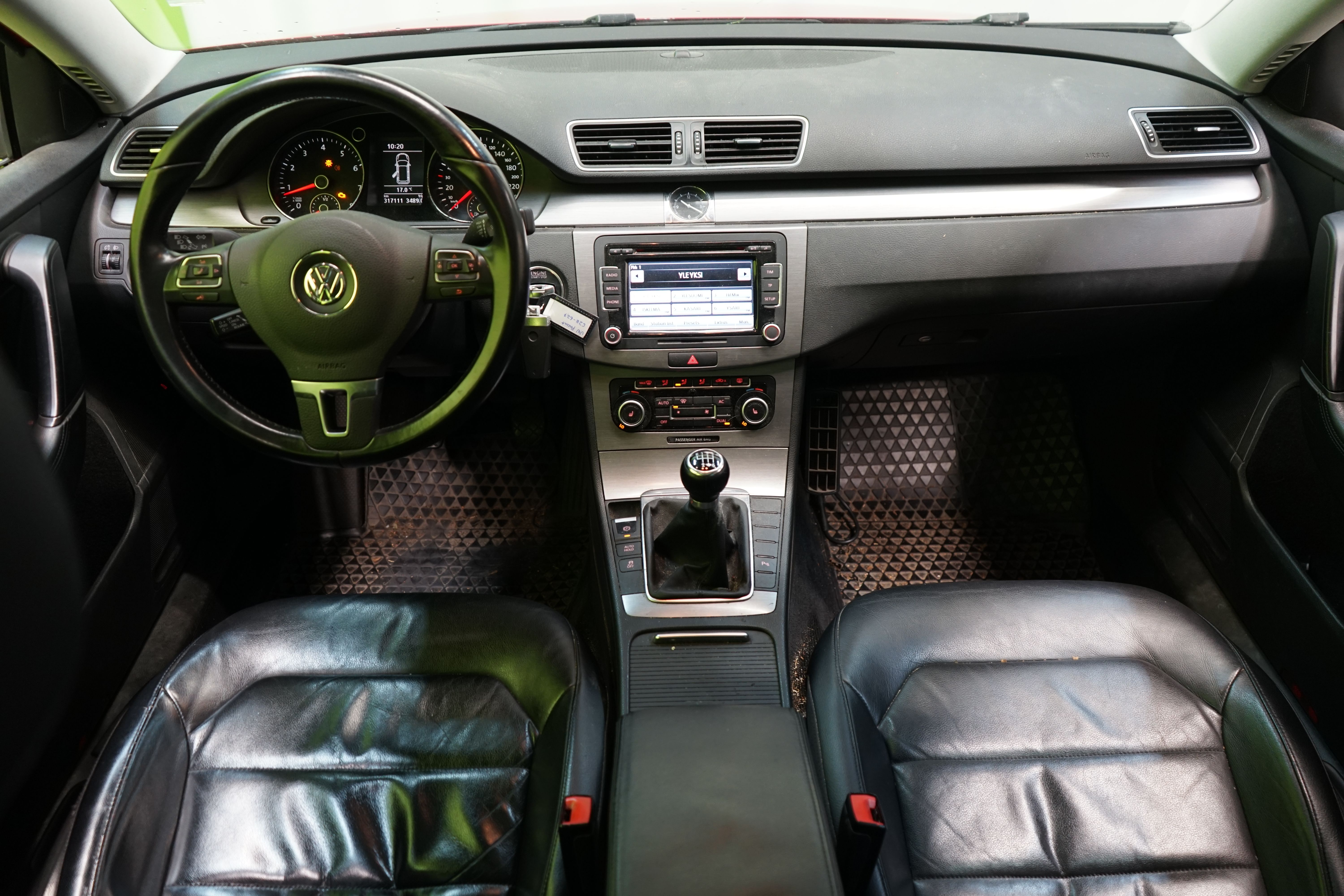 Volkswagen Passat 2011, kuva 6/21