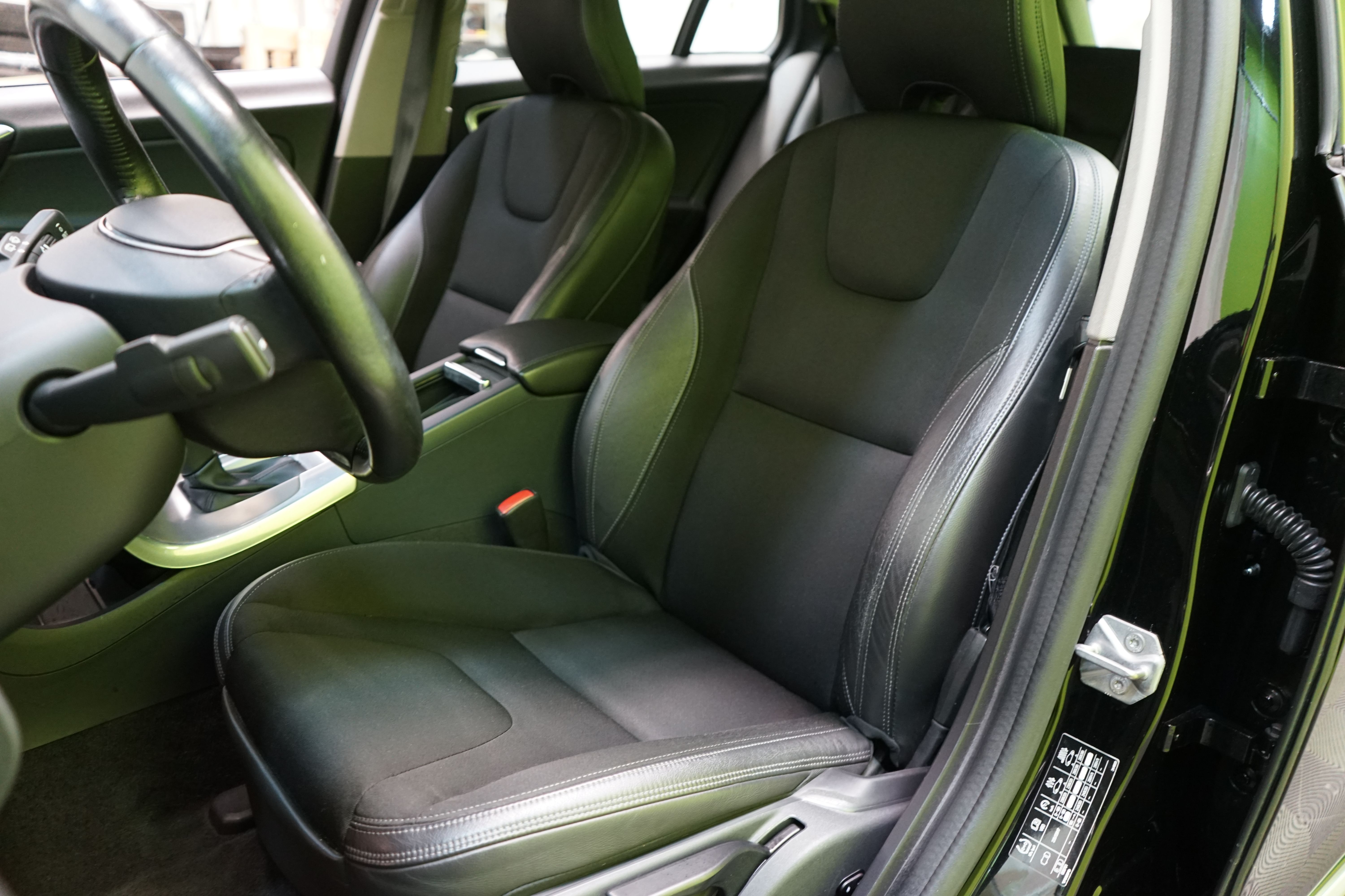 Volvo V60 Cross Country D3 Business aut 2016, kuva 7/22